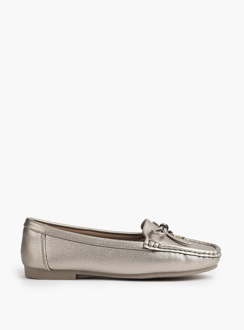 Le Confort Textured Slip-On Loafers with Bow Detail-women-shoes-loafersandmoccasins-image-2