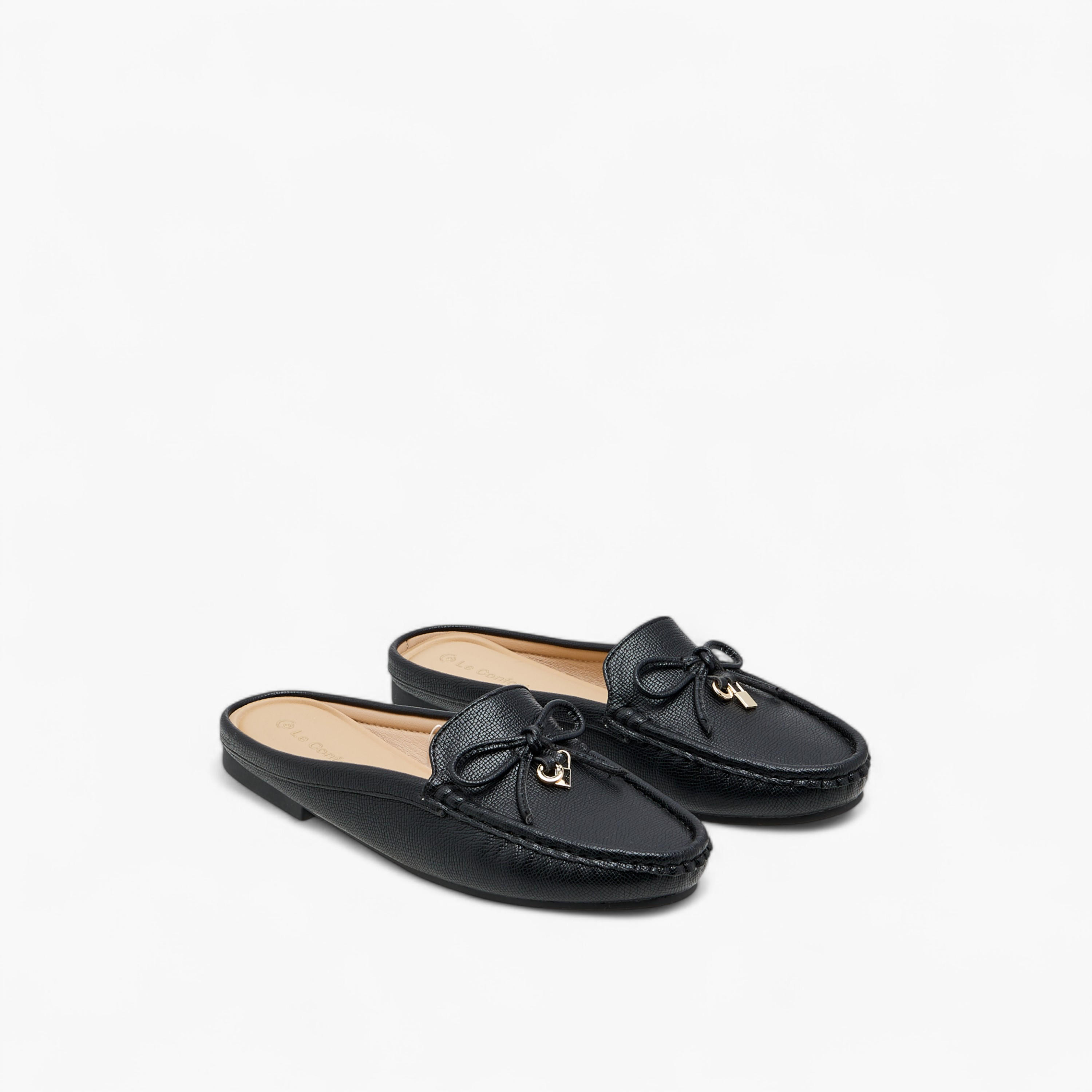 حذاء ميول سهل الارتداء بتفاصيل فيونكة من لو كونفورت-women-shoes-flats-mules-image-6