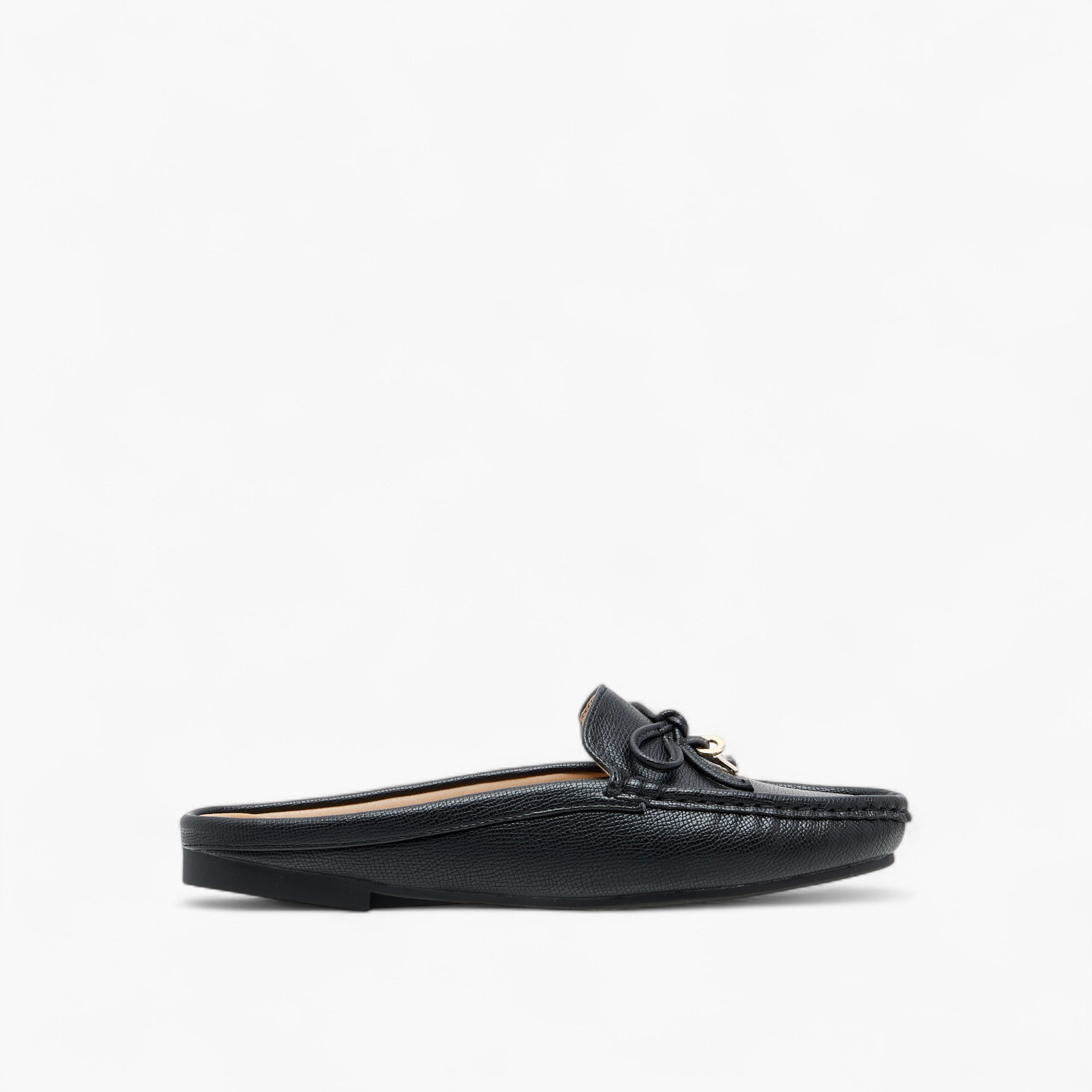 حذاء ميول سهل الارتداء بتفاصيل فيونكة من لو كونفورت-women-shoes-flats-mules-image-3