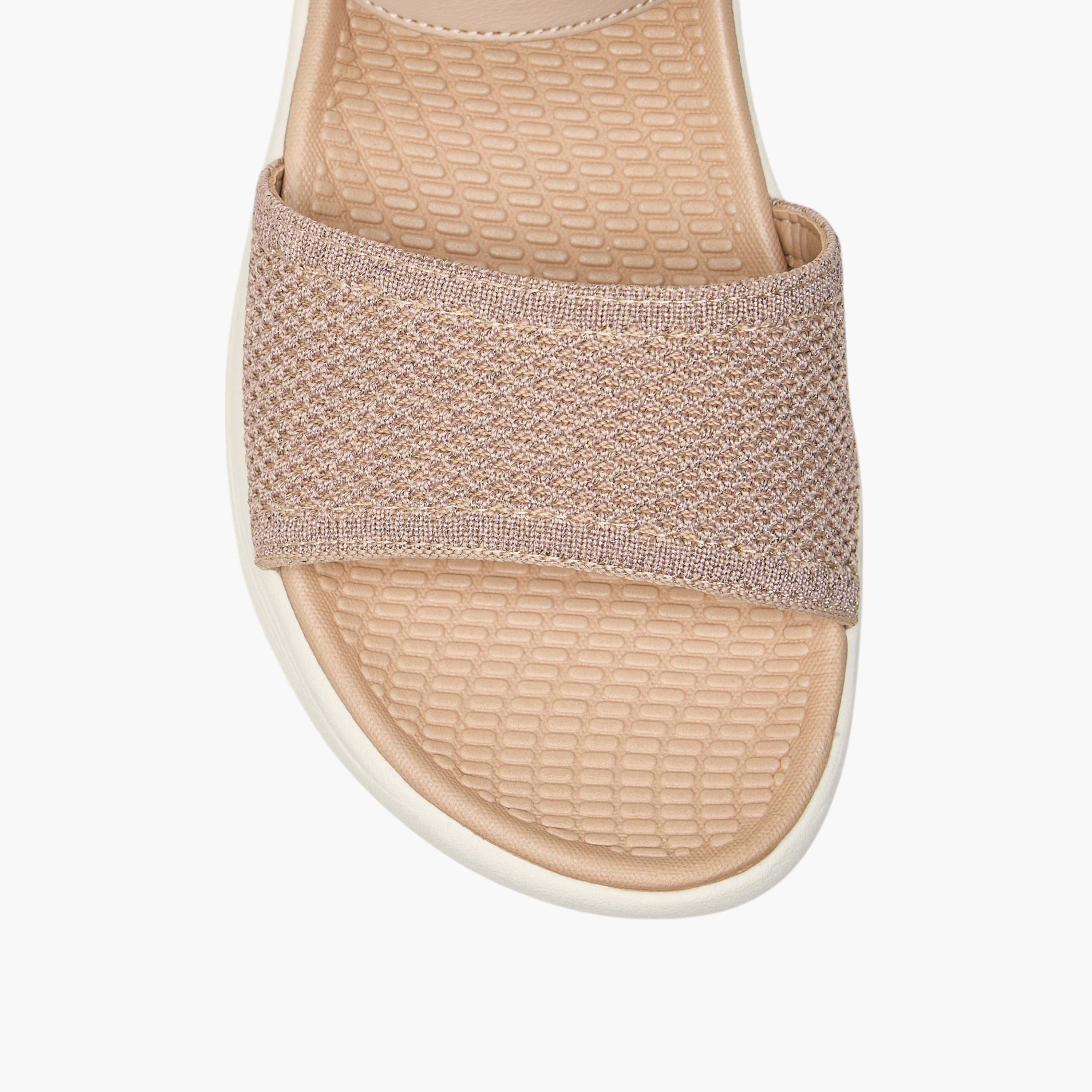 صندل مريح بارز الملمس بشريط إغلاق لاصق من لو كونفورت-women-shoes-flats-sandals-image-16