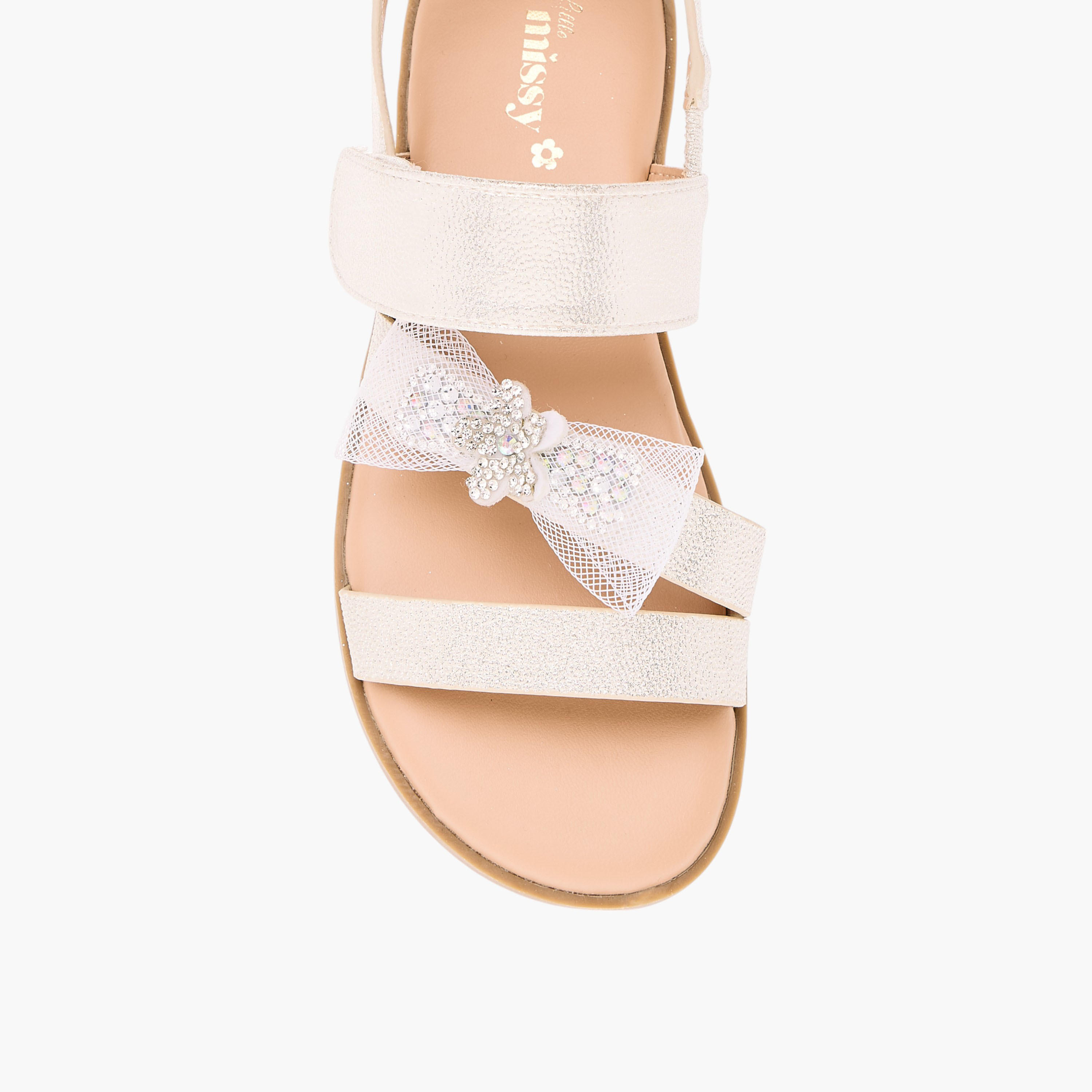 صندل مسطّح بشريط إغلاق وزينة فيونكة من ليتل ميسي-girls-shoes-sandals-image-4