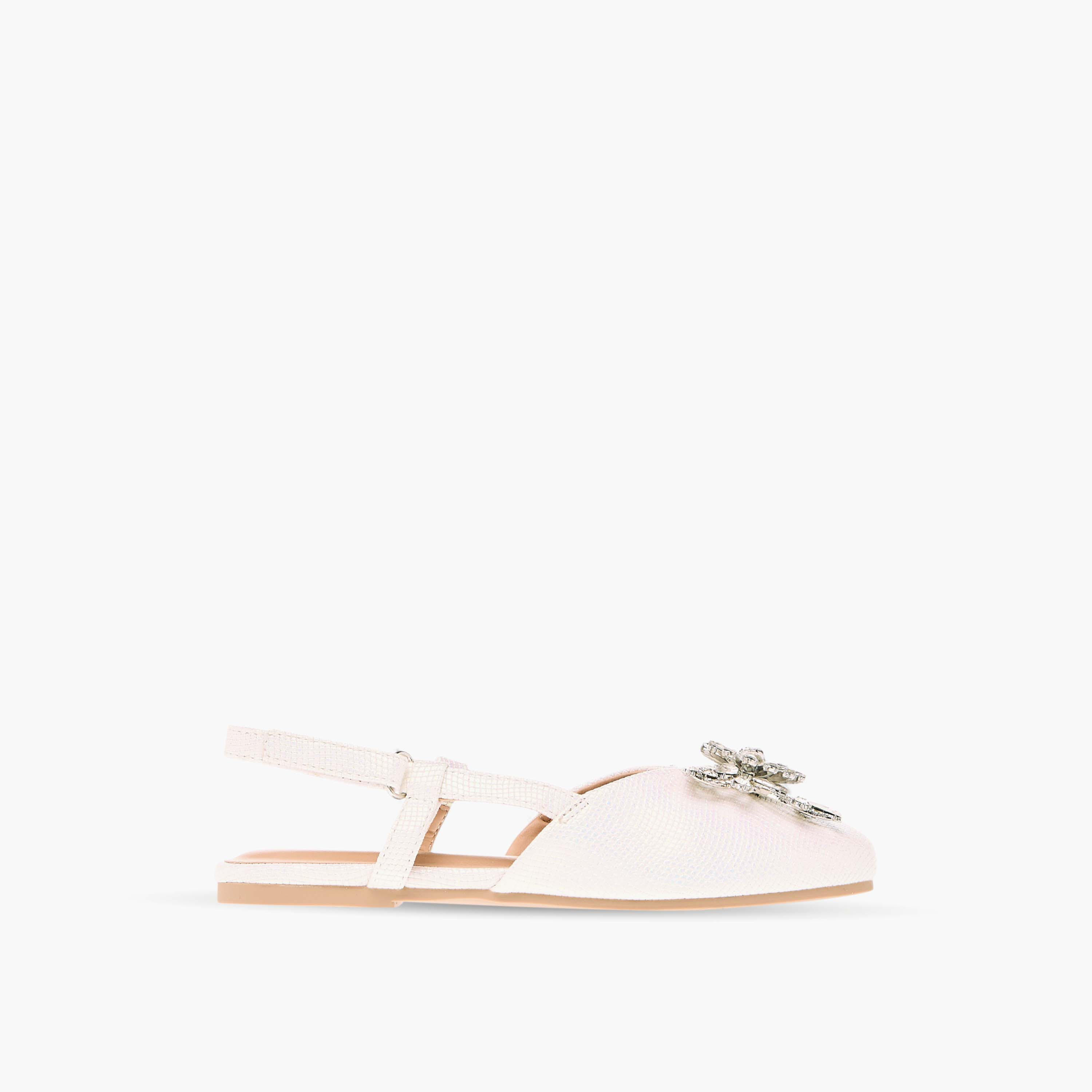صندل بشريط إغلاق لاصق بزينة فراشة للبنات من سيليست-girls-shoes-sandals-image-3