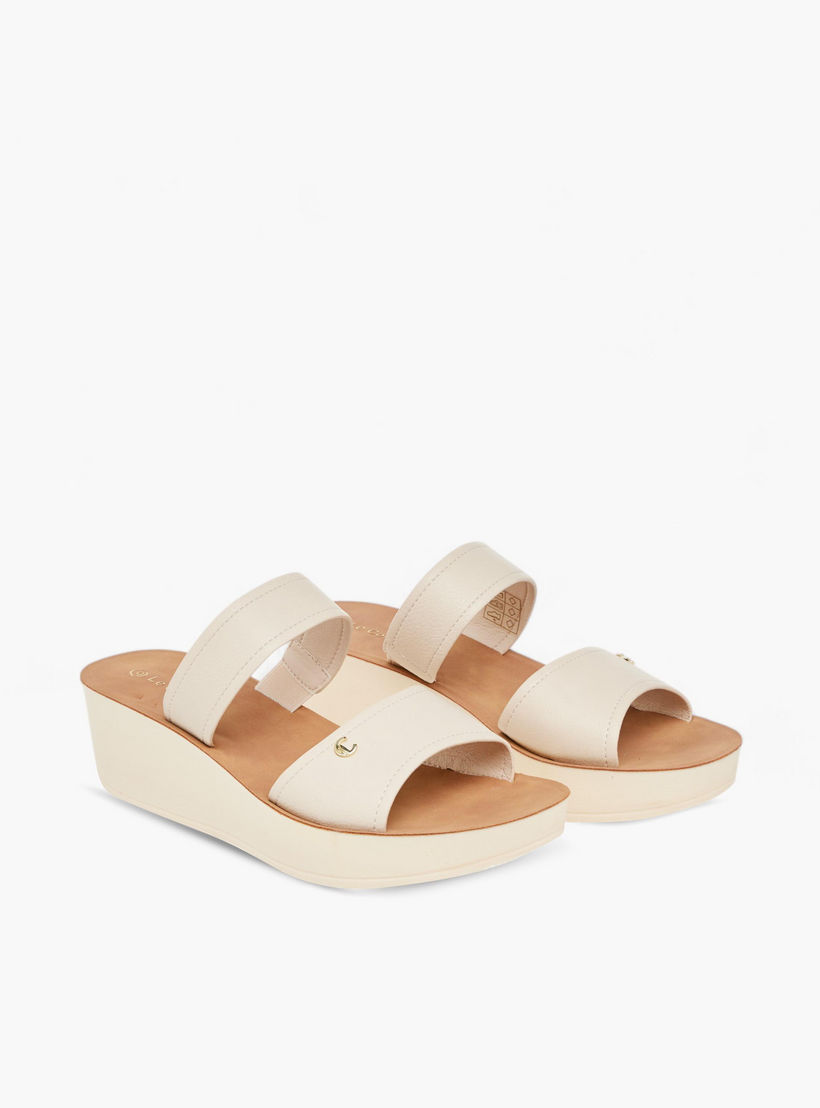 صندل بلاتفورم مريح سهل الارتداء بتفاصيل حزام من لو كونفورت-women-shoes-sandals-heeled-image-1