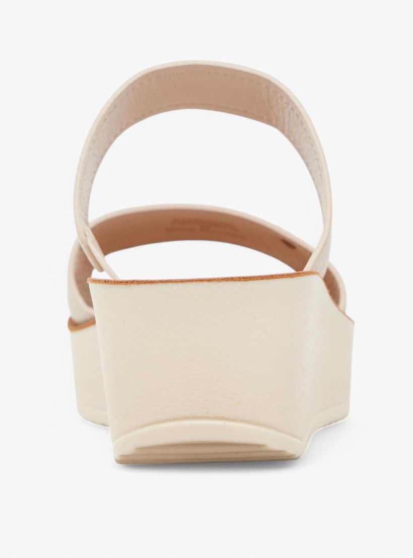 صندل بلاتفورم مريح سهل الارتداء بتفاصيل حزام من لو كونفورت-women-shoes-sandals-heeled-image-5