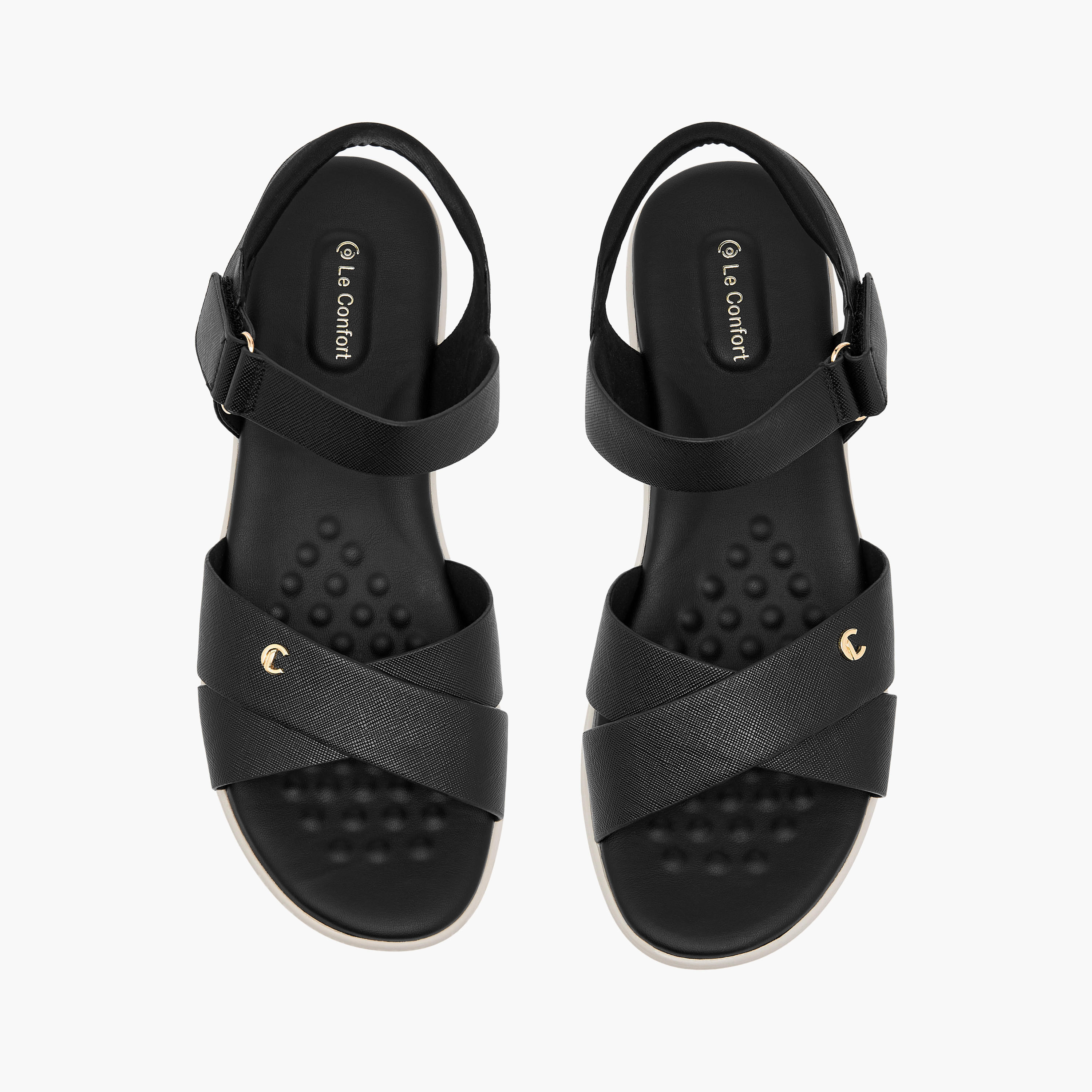 صندل مريح بارز الملمس بأحزمة متقاطعة وشريط إغلاق لاصق من لو كونفورت-women-shoes-sandals-heeled-image-1
