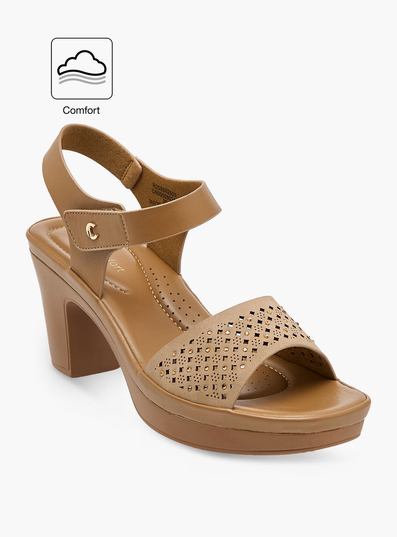 صندل مريح مفرّغ بالليزر بحزام وكعب سميك من لو كونفورت-women-shoes-sandals-heeled-image-1