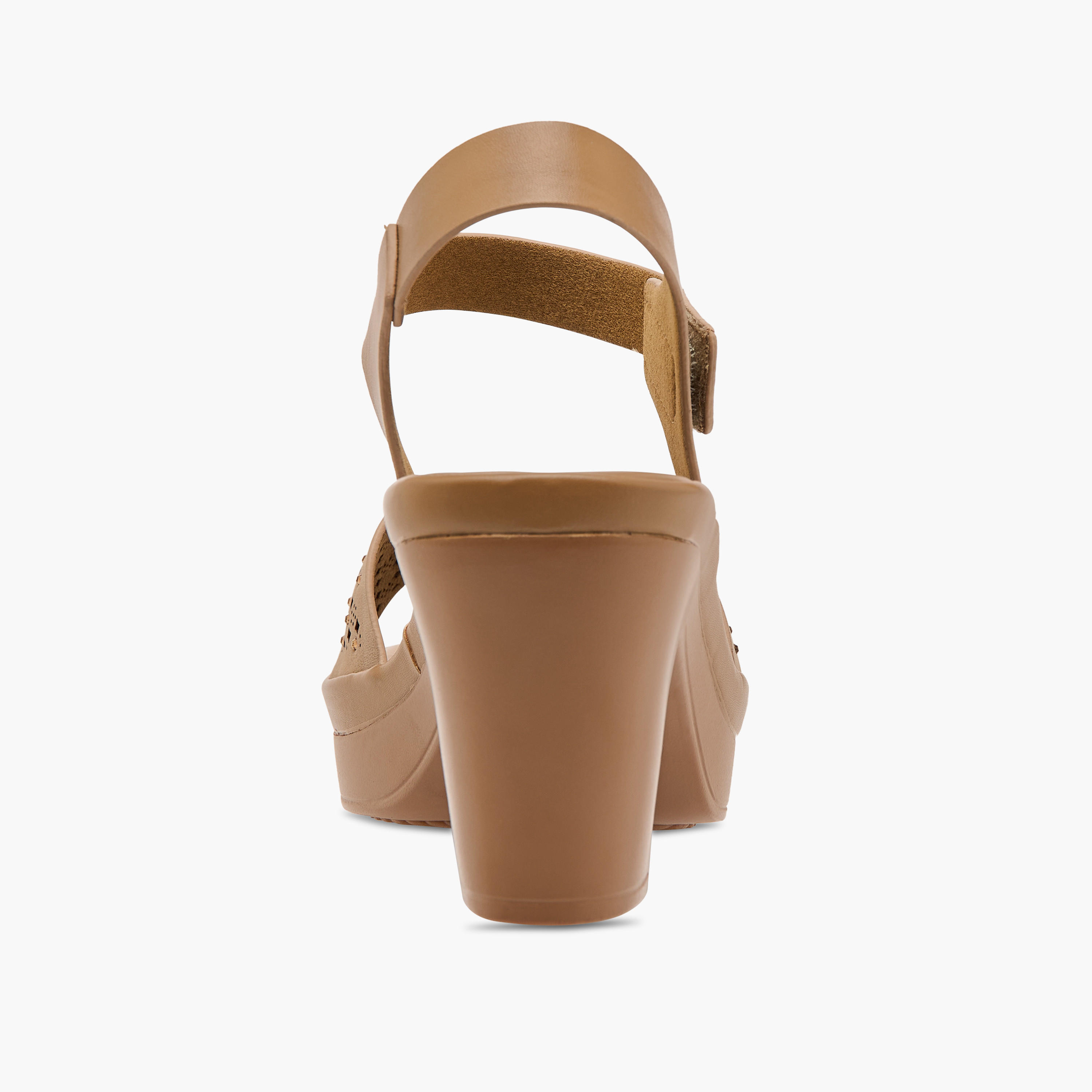 صندل مريح مفرّغ بالليزر بحزام وكعب سميك من لو كونفورت-women-shoes-sandals-heeled-image-5