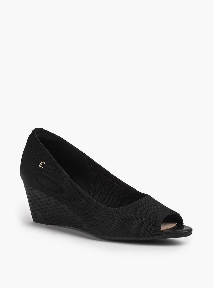 حذاء مريح بارز الملمس سهل الارتداء وبكعب ويدج من لو كونفورت-women-shoes-heels-image-3