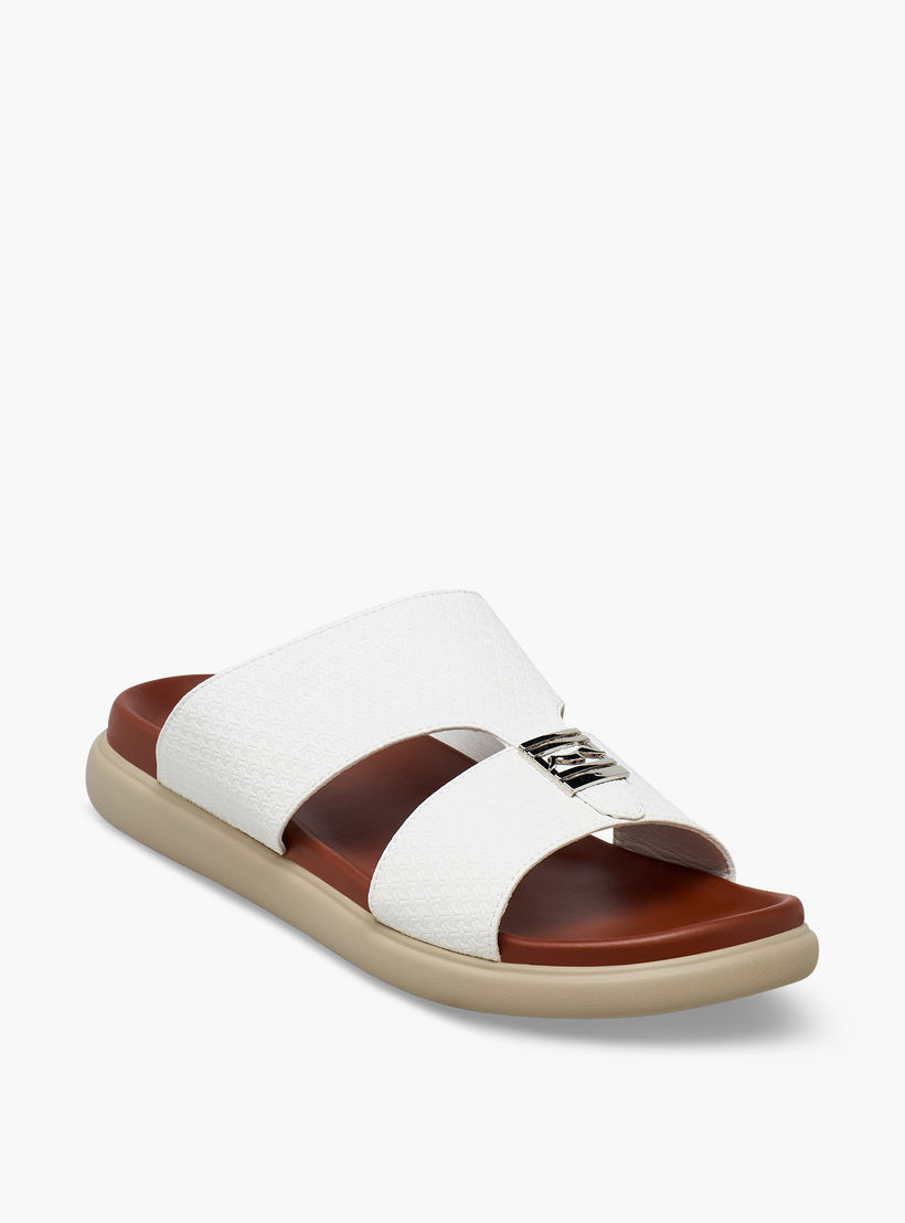 LBL by Shoexpress Men Textured Arabic Sandals-men-shoes-sandals-image-2