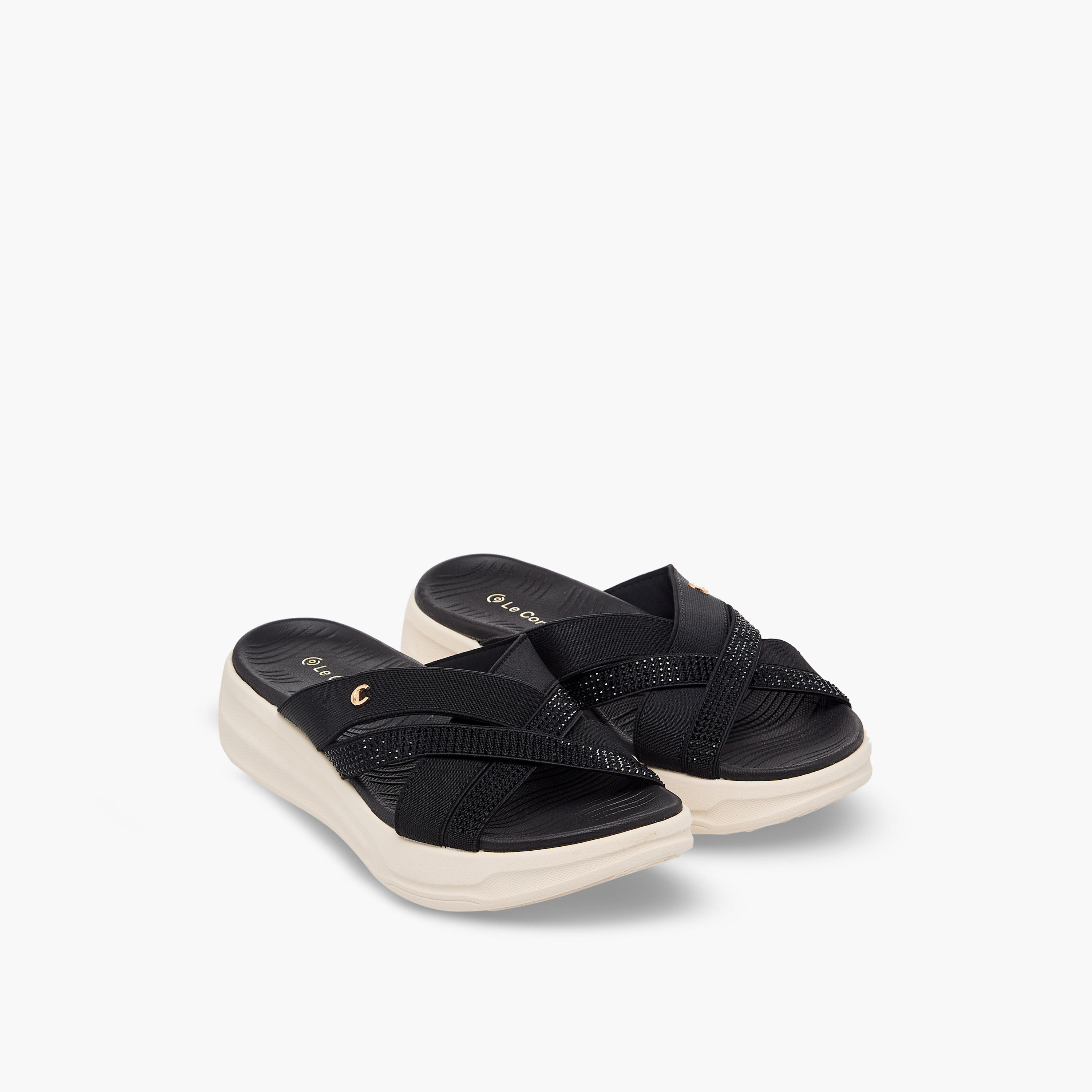 صندل بلاتفورم مزين للنساء من لو كونفورت-women-shoes-sandals-flats-image-1