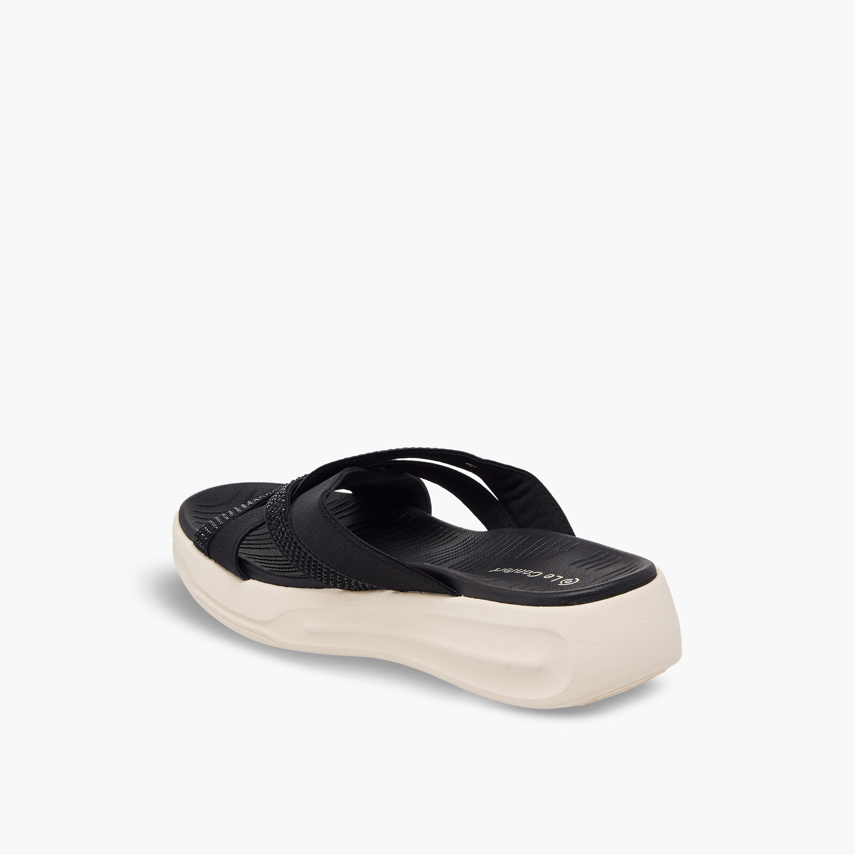 صندل بلاتفورم مزين للنساء من لو كونفورت-women-shoes-sandals-flats-image-5