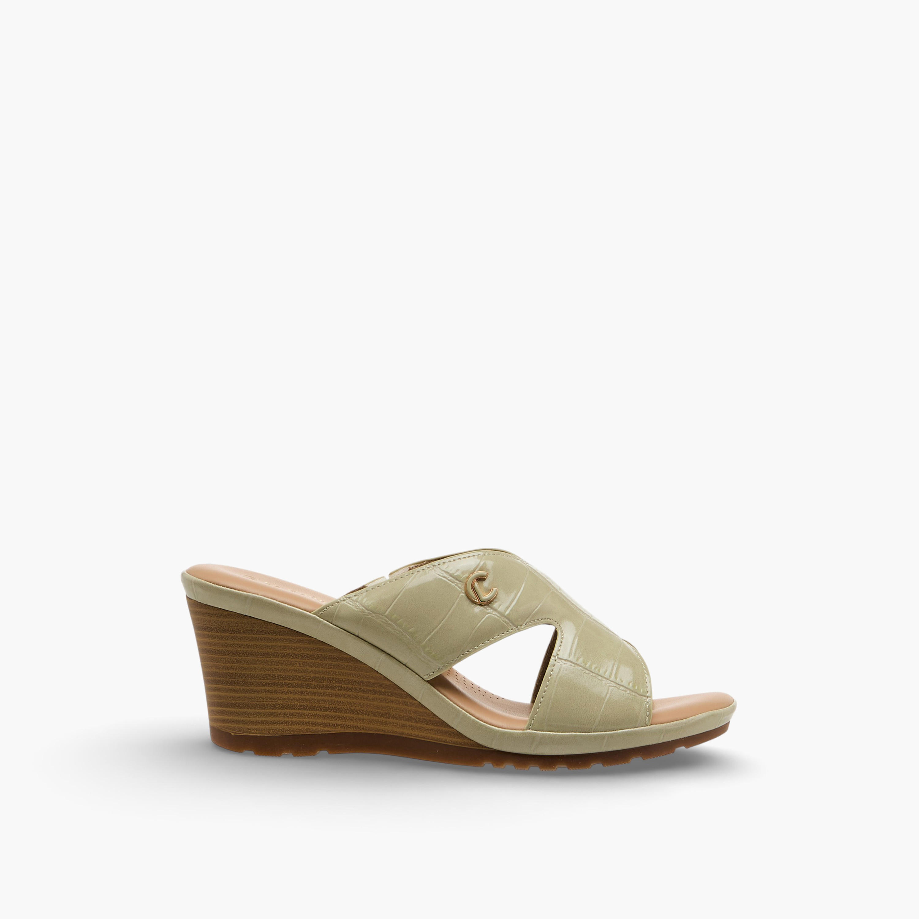 Le Confort Women Wedge Heel Comfort Sandals-women-shoes-sandals-heeled-image-3