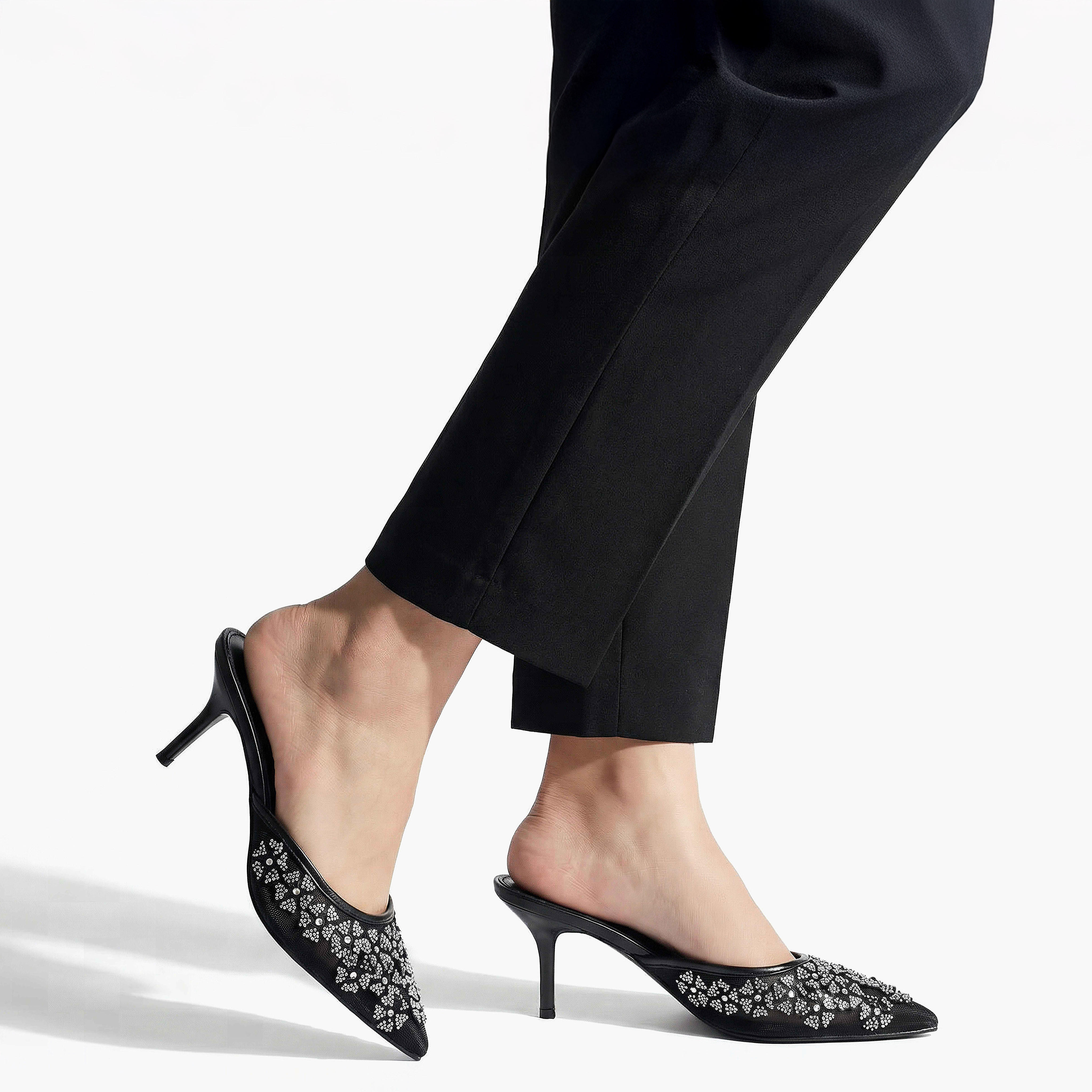 حذاء بكعب صغير للنساء من فلورا بيلا-women-shoes-heels-image-2