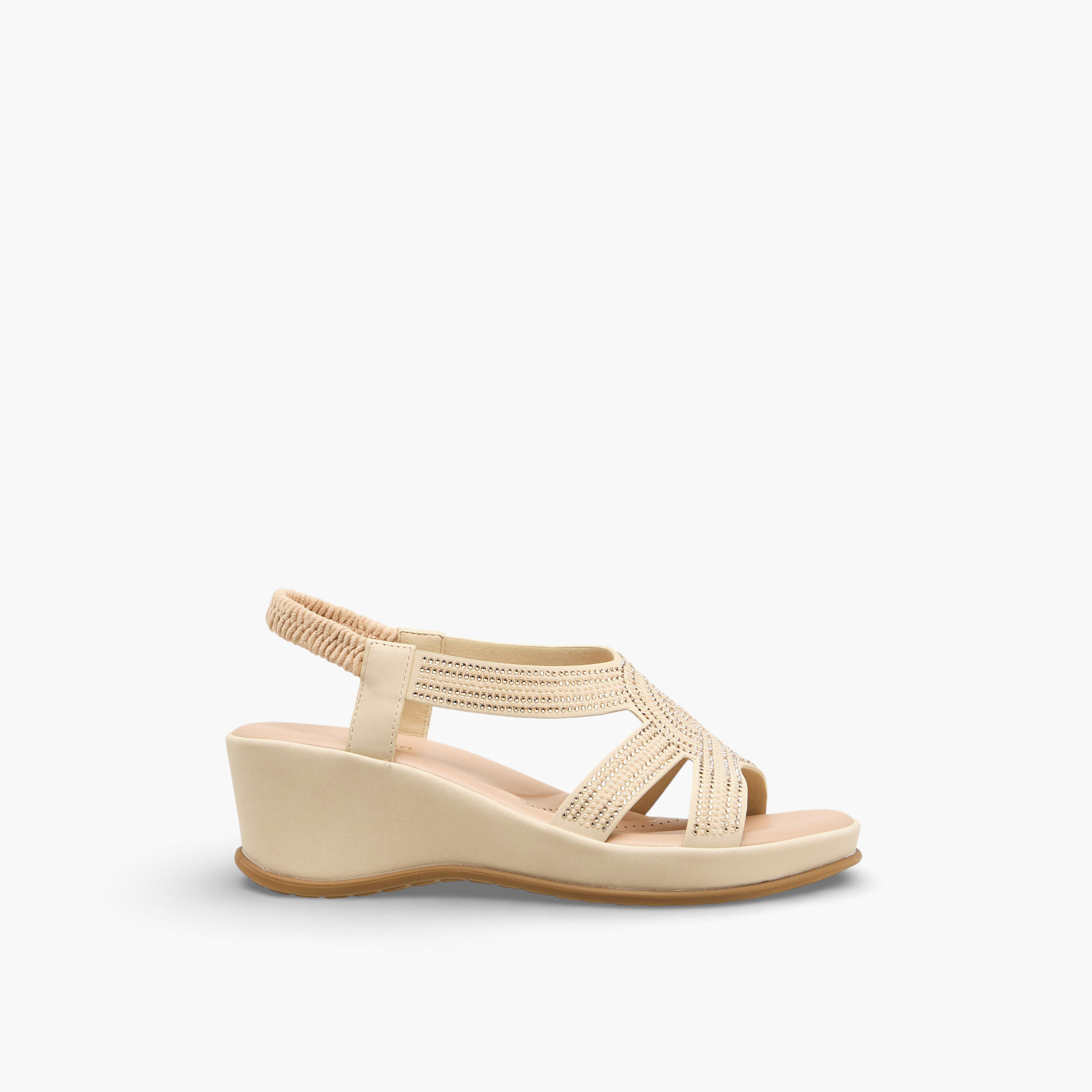 Le Confort Women Wedge Heel Comfort Sandals-women-shoes-sandals-heeled-image-3