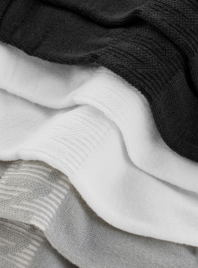 Dash Textured Non Terry Ankle Length Socks - Set of 3-women-socksandstockings-image-4