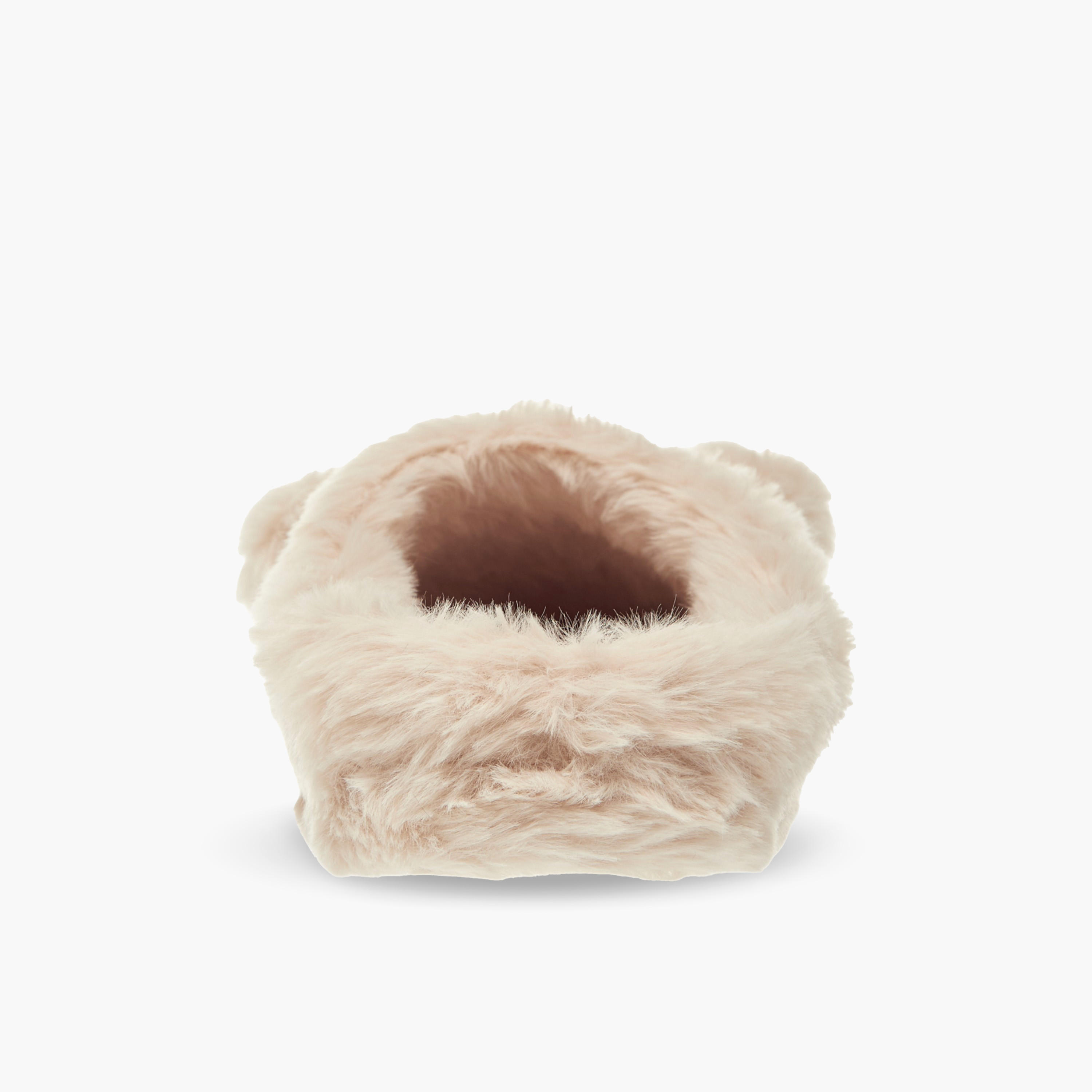 حذاء ميول سهل الارتداء بتزيينات دب لغرفة النوم من لي كونفورت-women-shoes-bedroomslippers-image-4