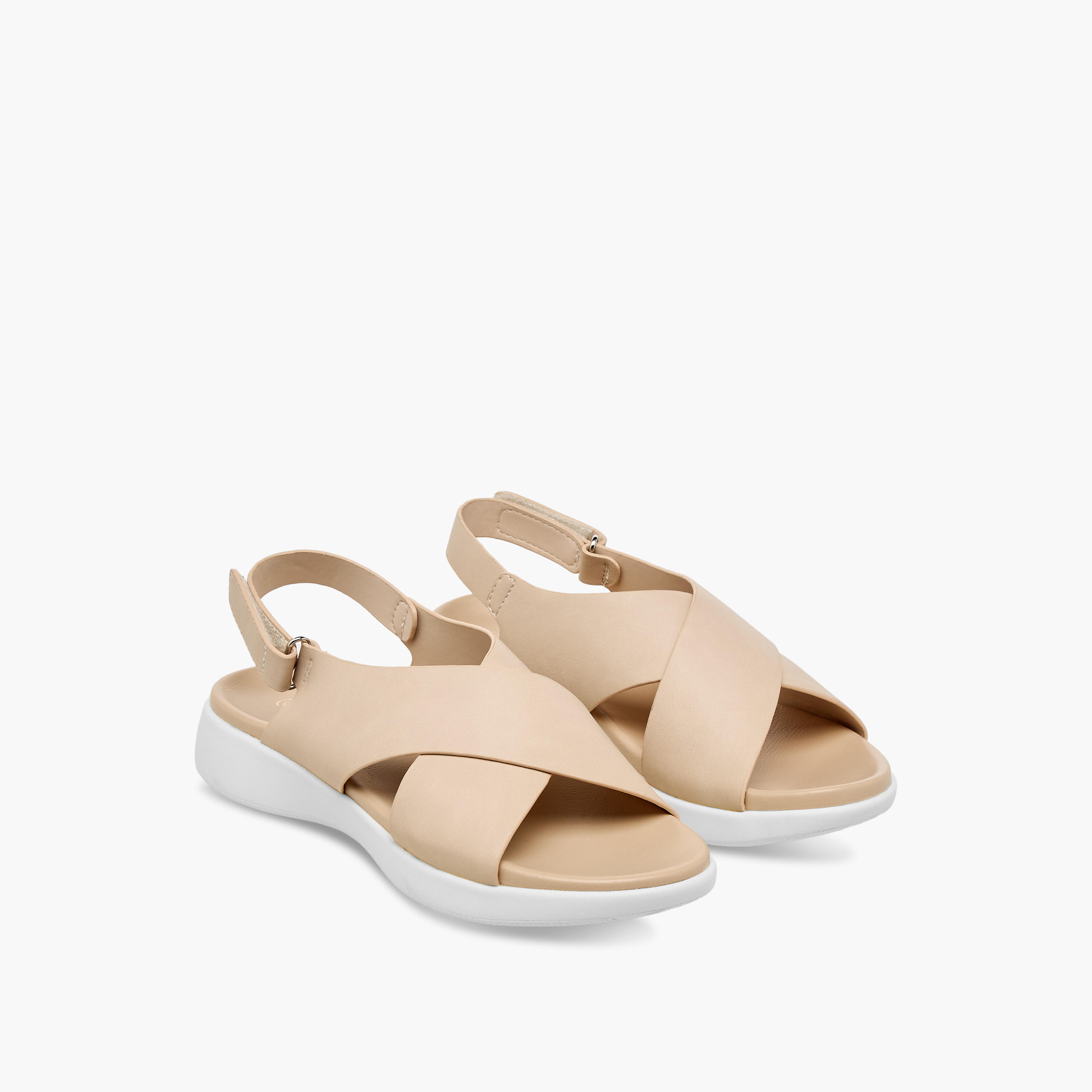 صندل مريح سادة بأحزمة متقاطعة وشريط إغلاق لاصق من لو كونفورت-women-shoes-flats-sandals-image-1