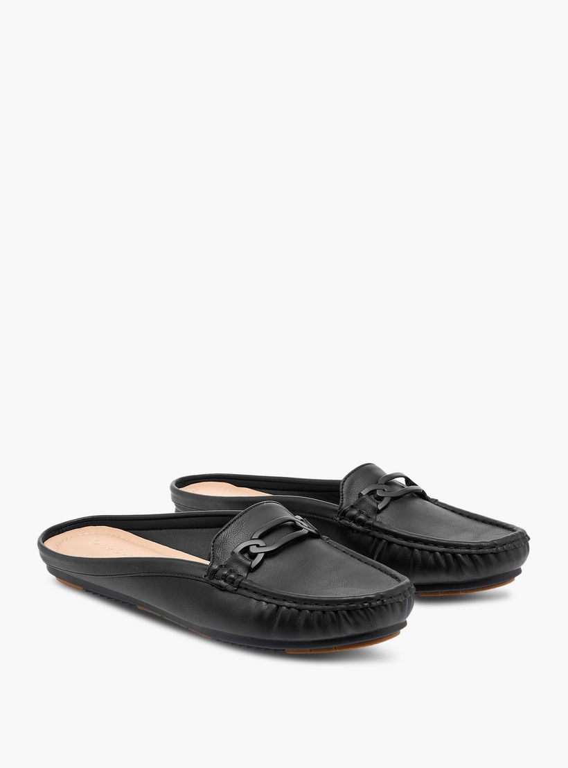 حذاء ميول مريح سهل الارتداء بزينة معدنية من لو كونفورت-women-shoes-flats-mules-image-1