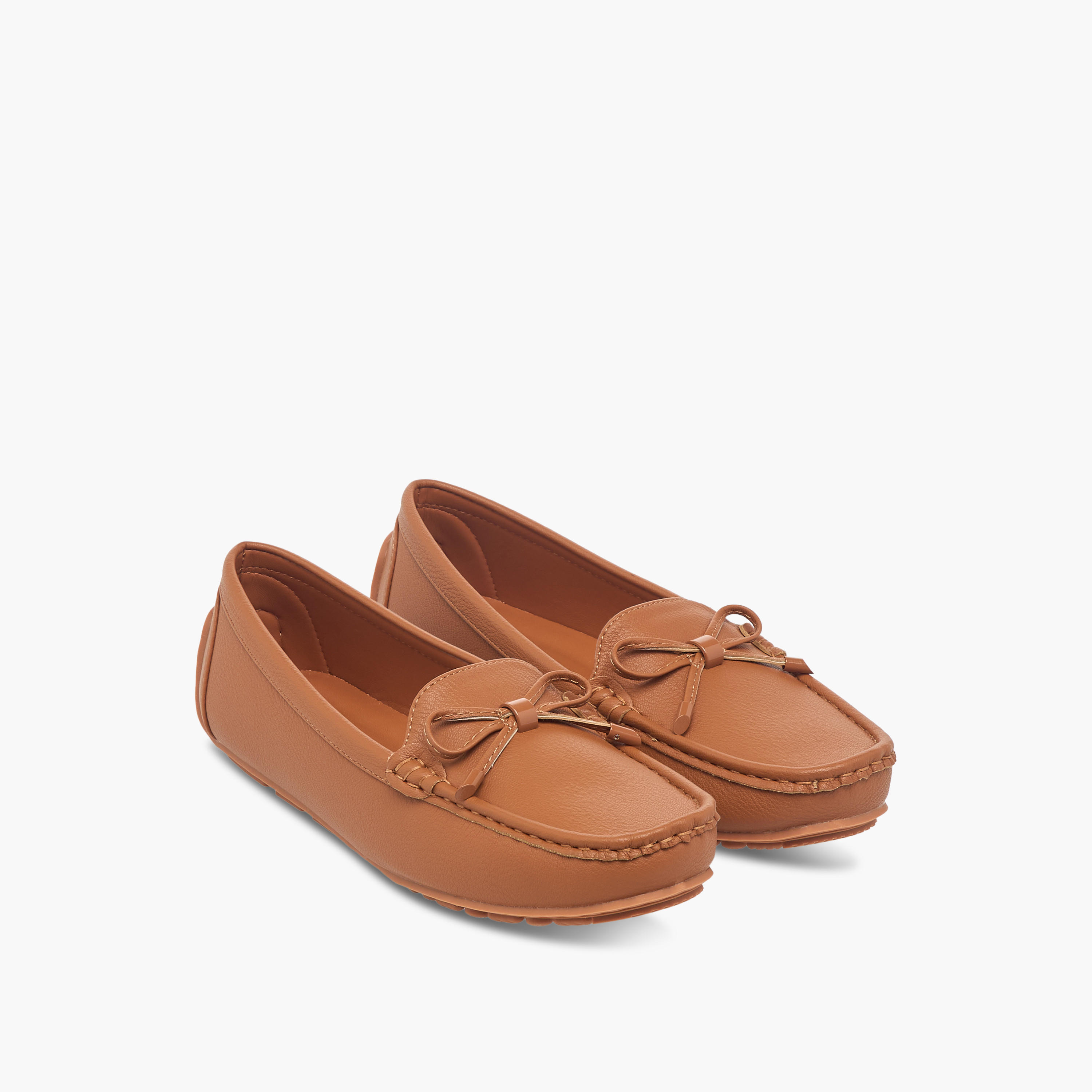 Le Confort Textured Bow Accent Slip-On Comfort Loafers-women-shoes-flats-loafers-image-1