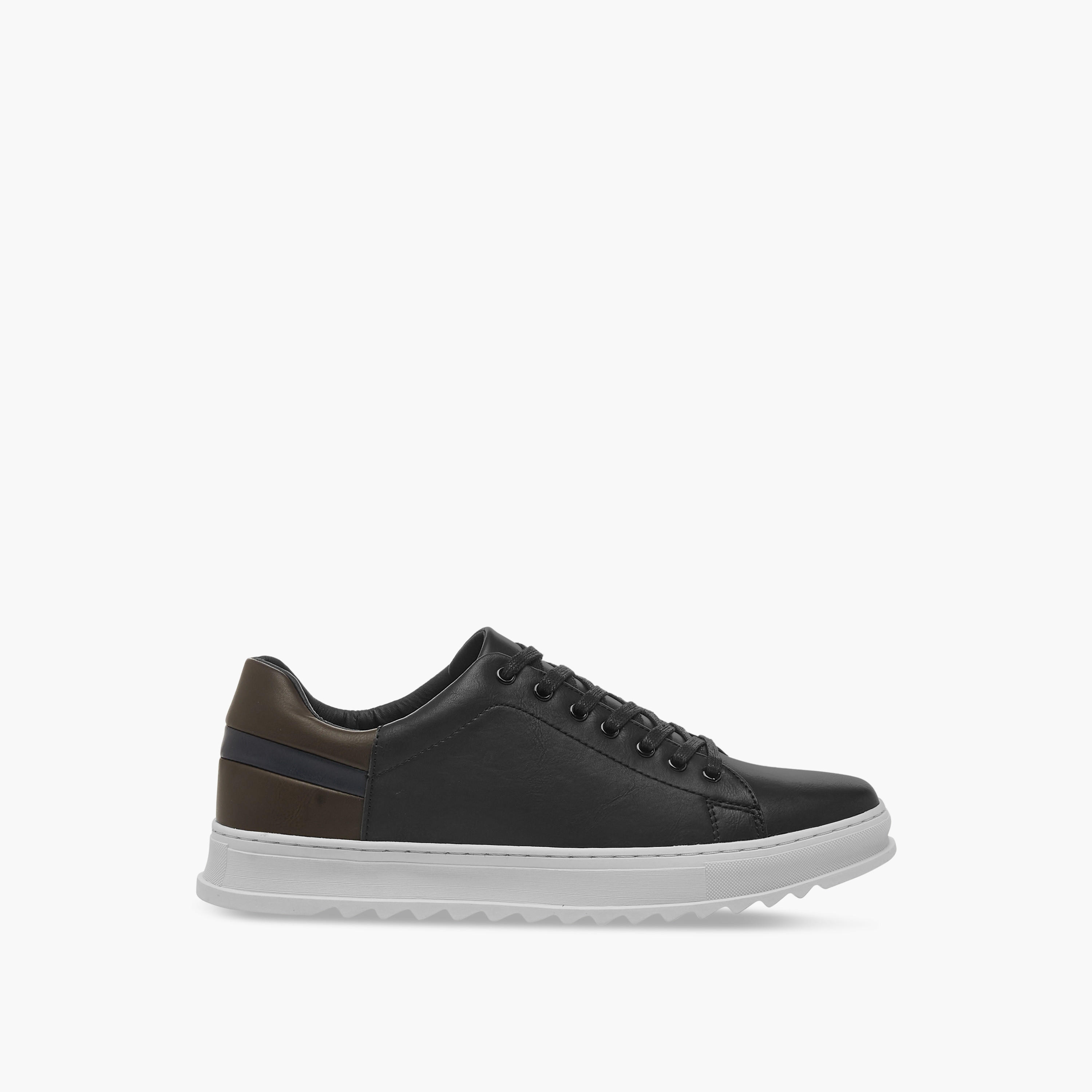 حذاء سنيكرز سادة برباط من إل بي إل من شو إكسبرس-men-shoes-sneakers-image-3
