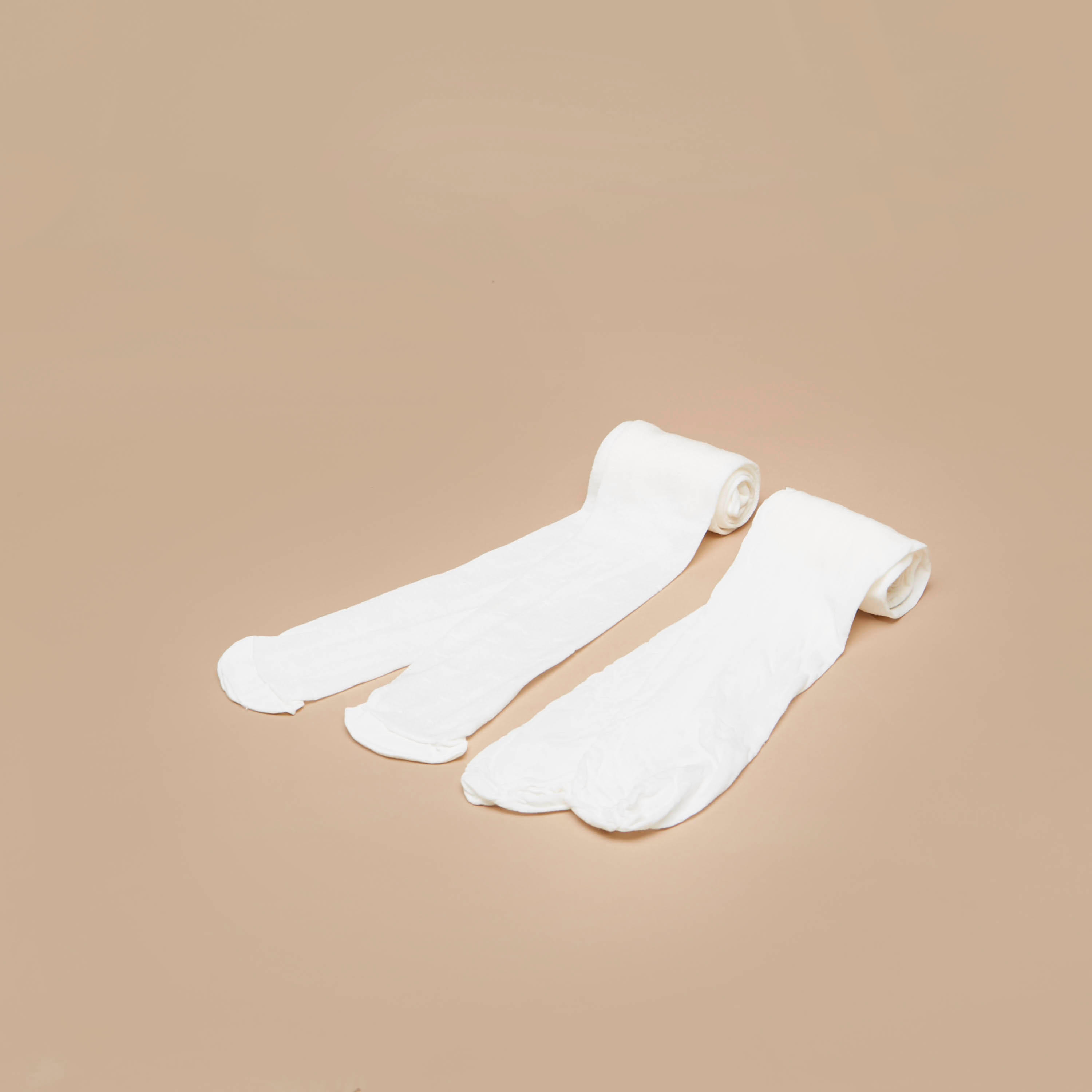 سراويل تحتانية بارزة الملمس من ليتل ميسي - طقم من قطعتين-girls-accessories-socks-image-1