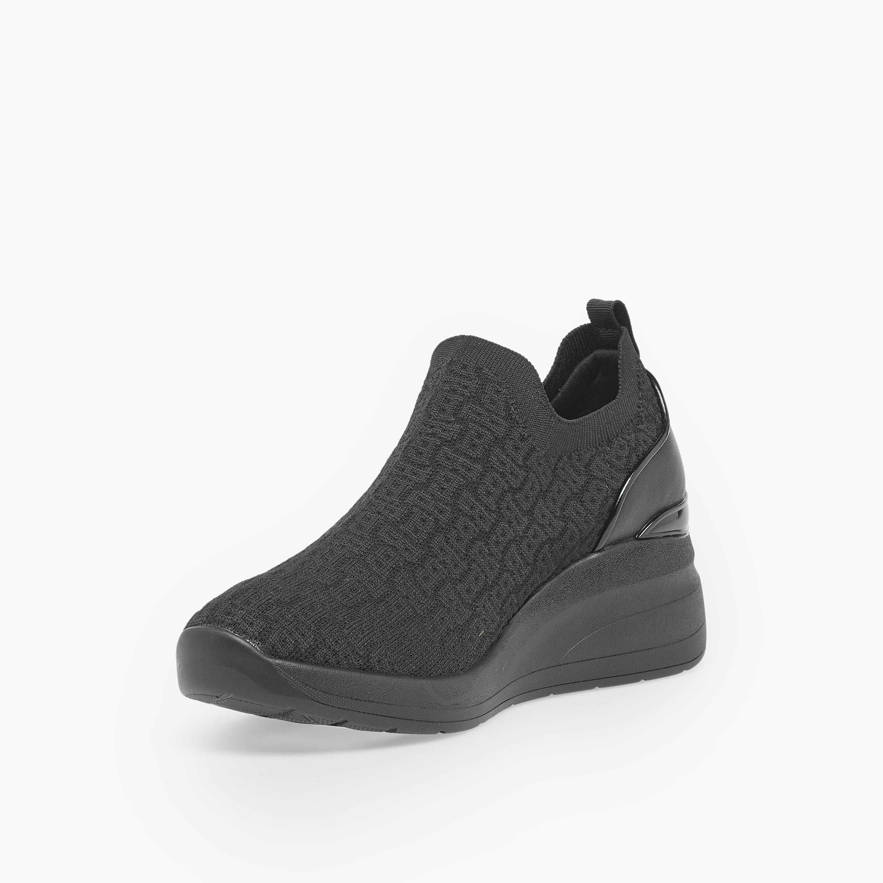 حذاء سنيكرز نسائي سهل الارتداء بكعب بلوك من فلورا بيلا-women-shoes-sneakers-image-12