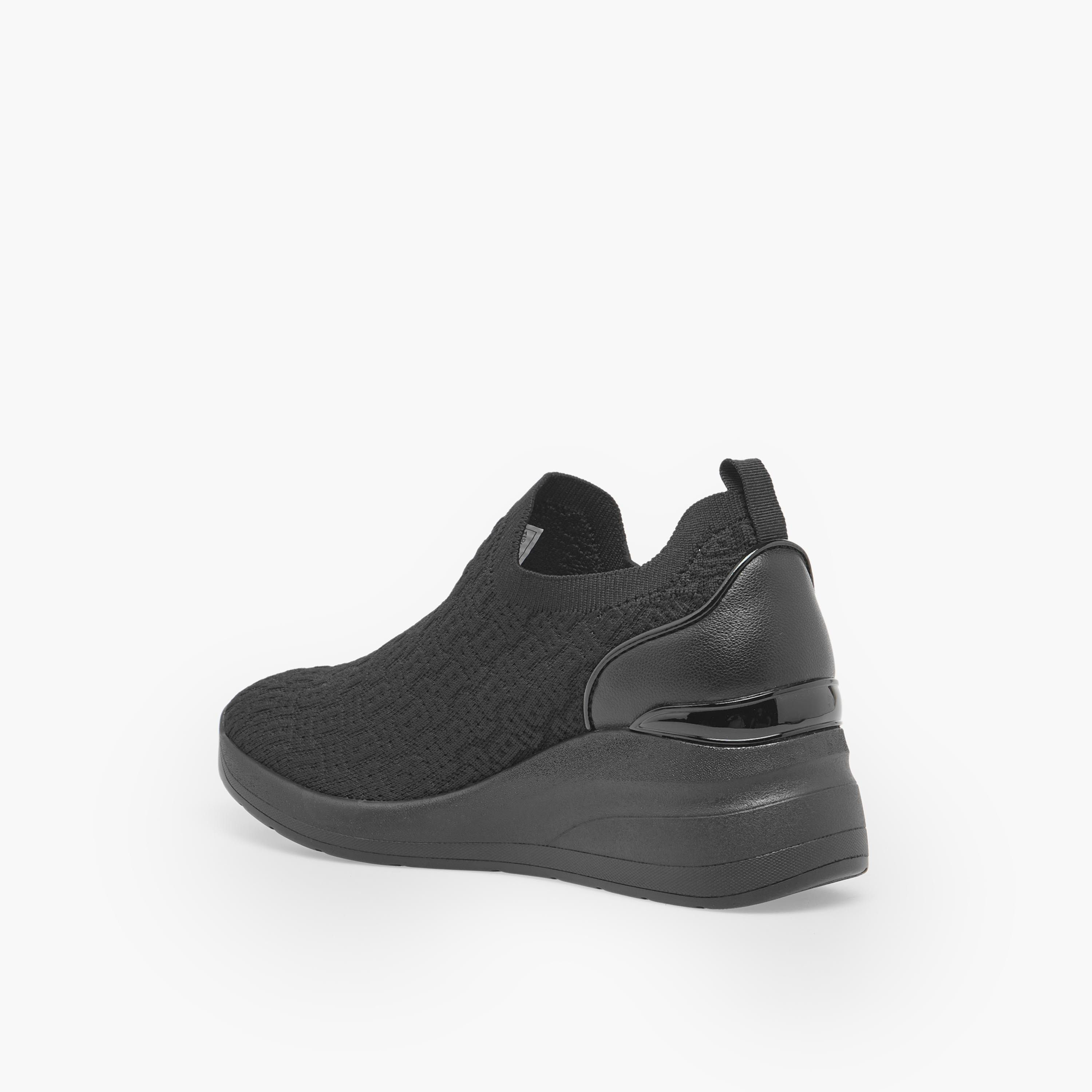 حذاء سنيكرز نسائي سهل الارتداء بكعب بلوك من فلورا بيلا-women-shoes-sneakers-image-13
