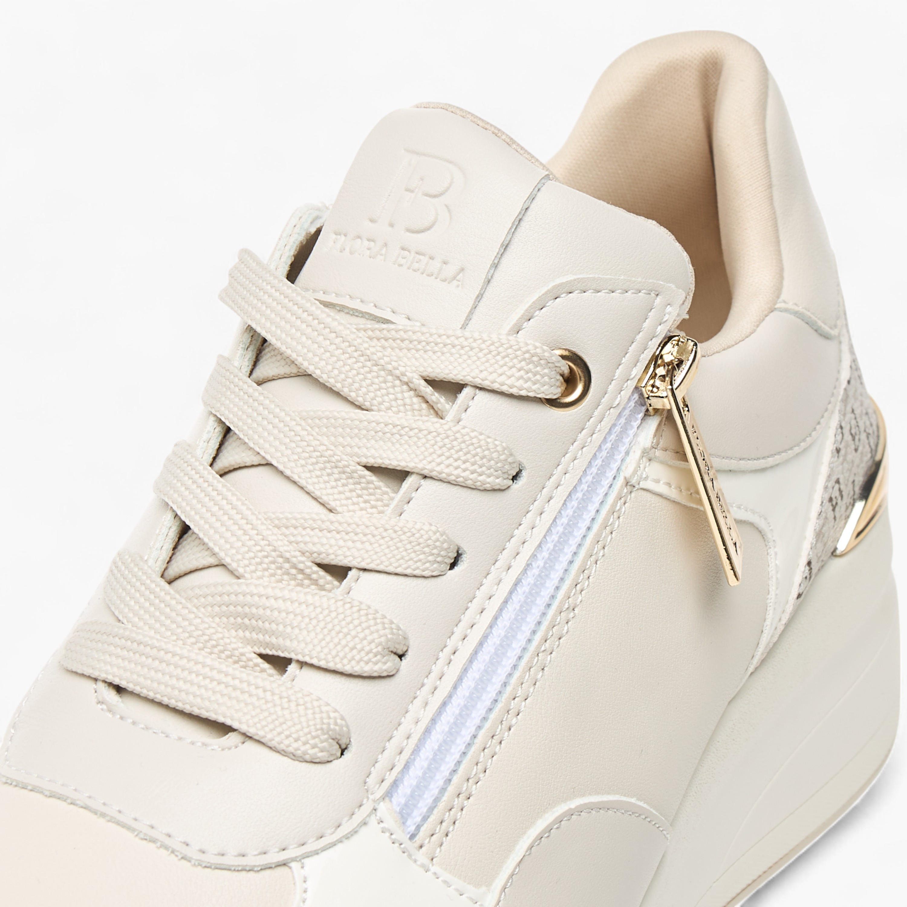 حذاء سنيكرز بطبعات مونوجرام ورباط إغلاق من فلورا بيلا-women-shoes-sneakers-image-4
