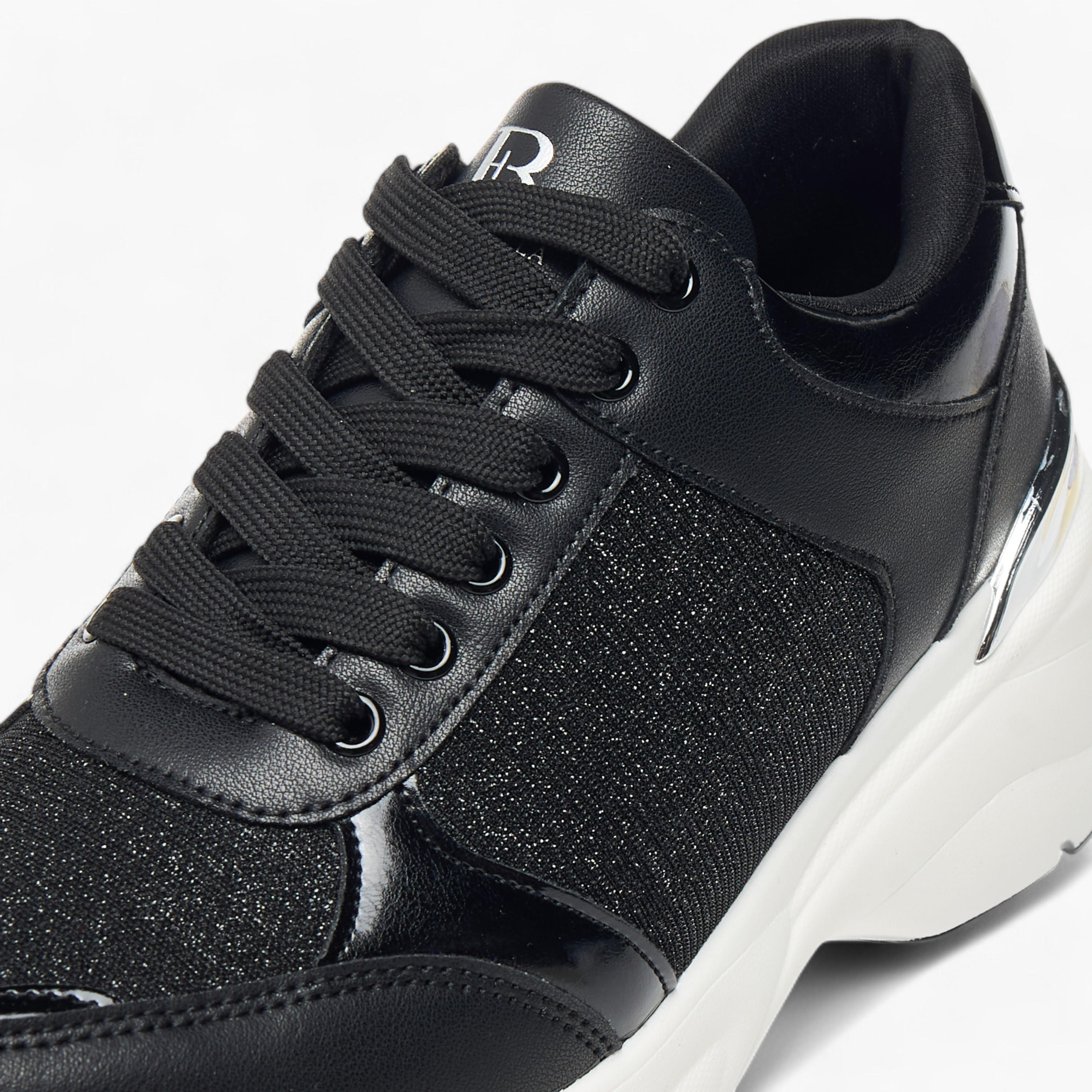 حذاء سنيكرز بزينة جليتر بارزة الملمس ورباط إغلاق من فلورا بيلا-women-shoes-sneakers-image-4