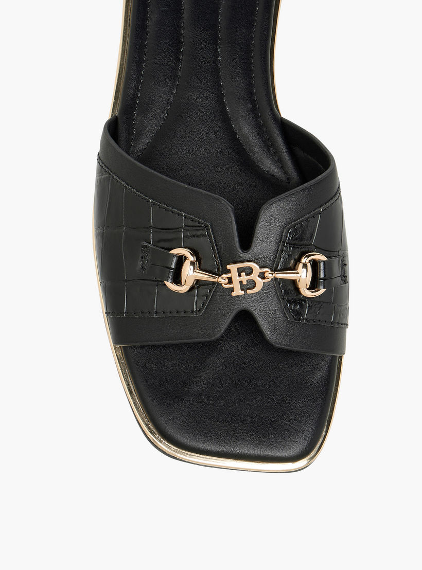 صندل مسطح سادة سهل الارتداء بزينة معدنية من فلورا بيلا-women-shoes-flats-sandals-image-4