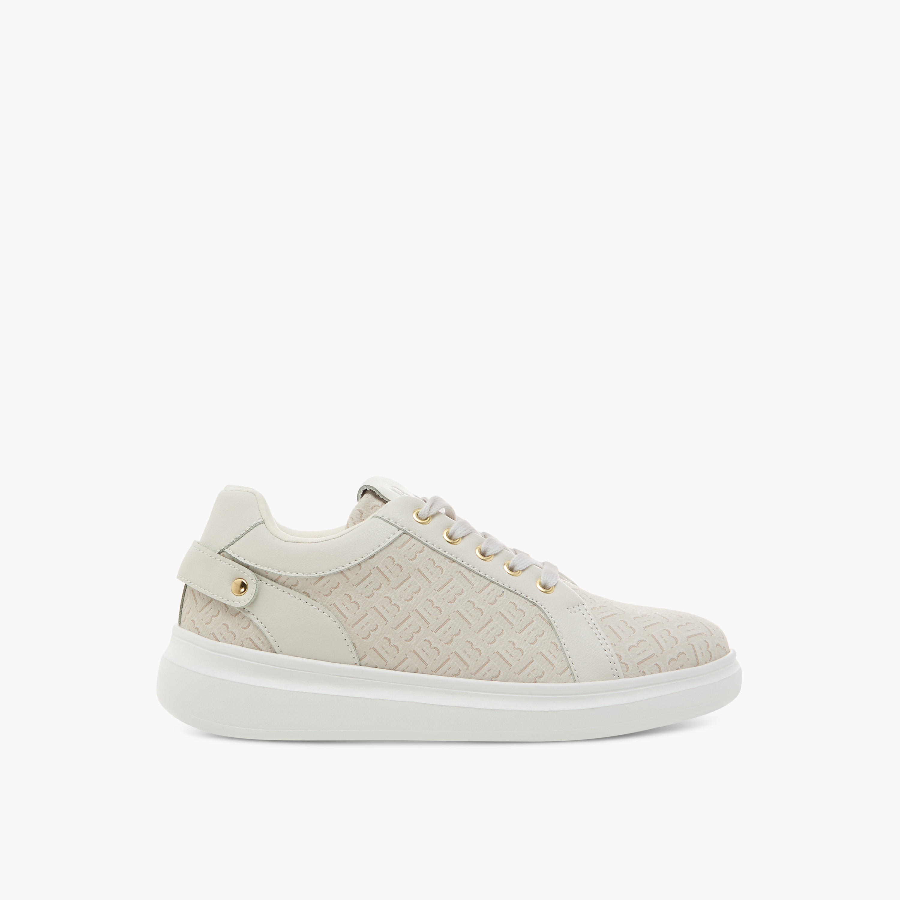 حذاء سنيكرز برباط إغلاق وطبعات مونوجرام من فلورا بيلا-women-shoes-sneakers-image-3