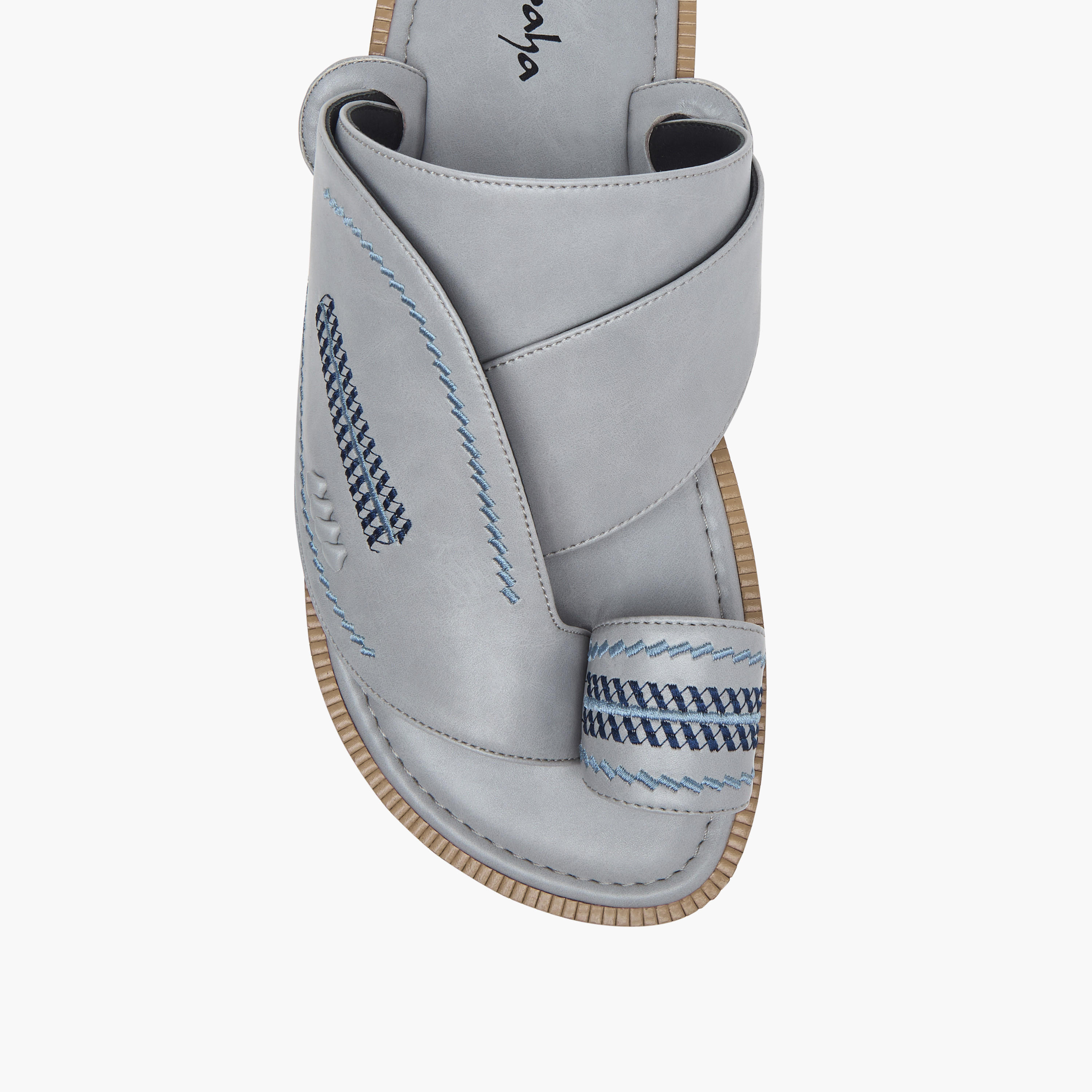 Al Waha Embroidered Slip-On Arabic Sandals with Toe Loop-men-shoes-sandals-image-3