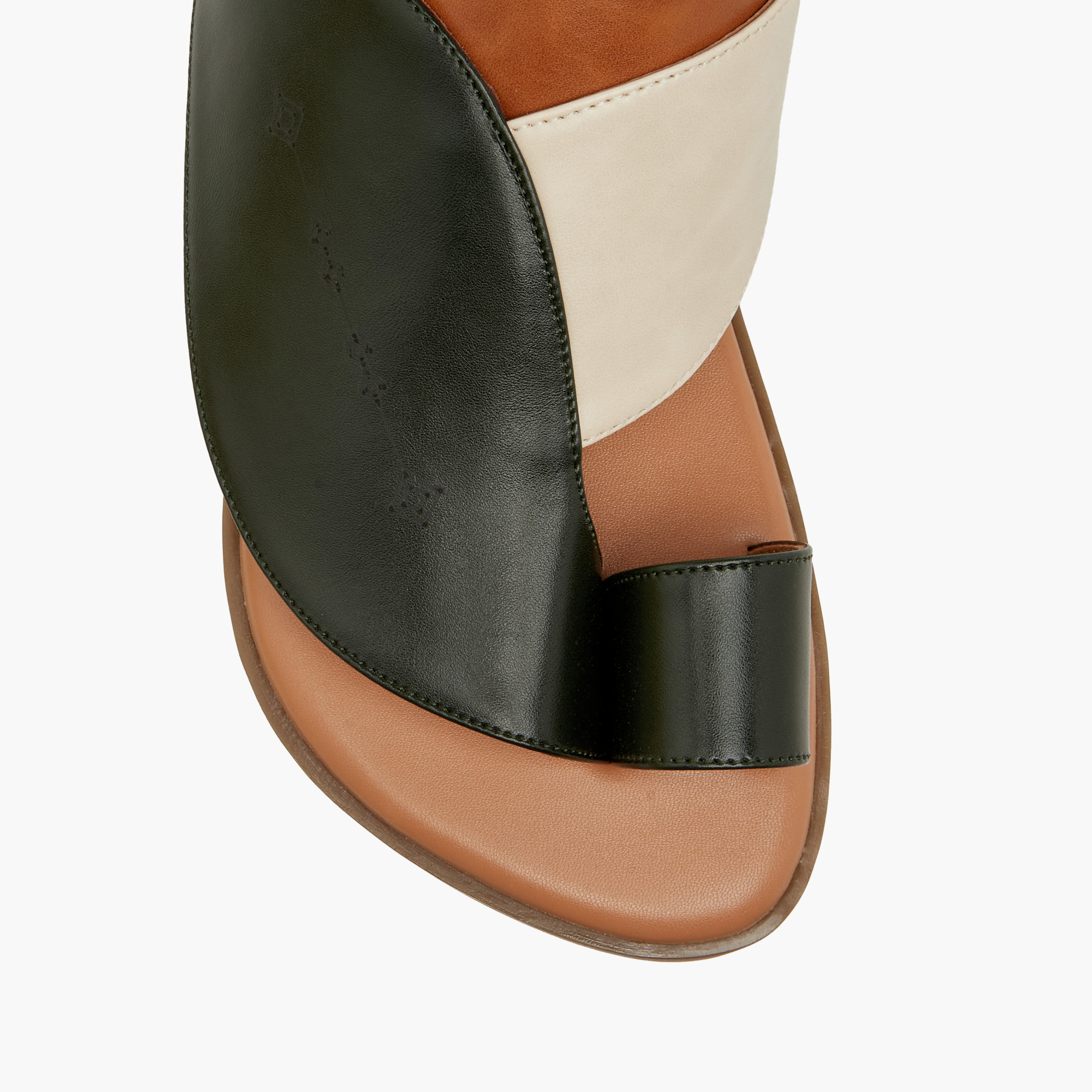 صندل عربي متعدد التصاميم سهل الارتداء بإصبع من الواحة-men-shoes-sandals-image-3