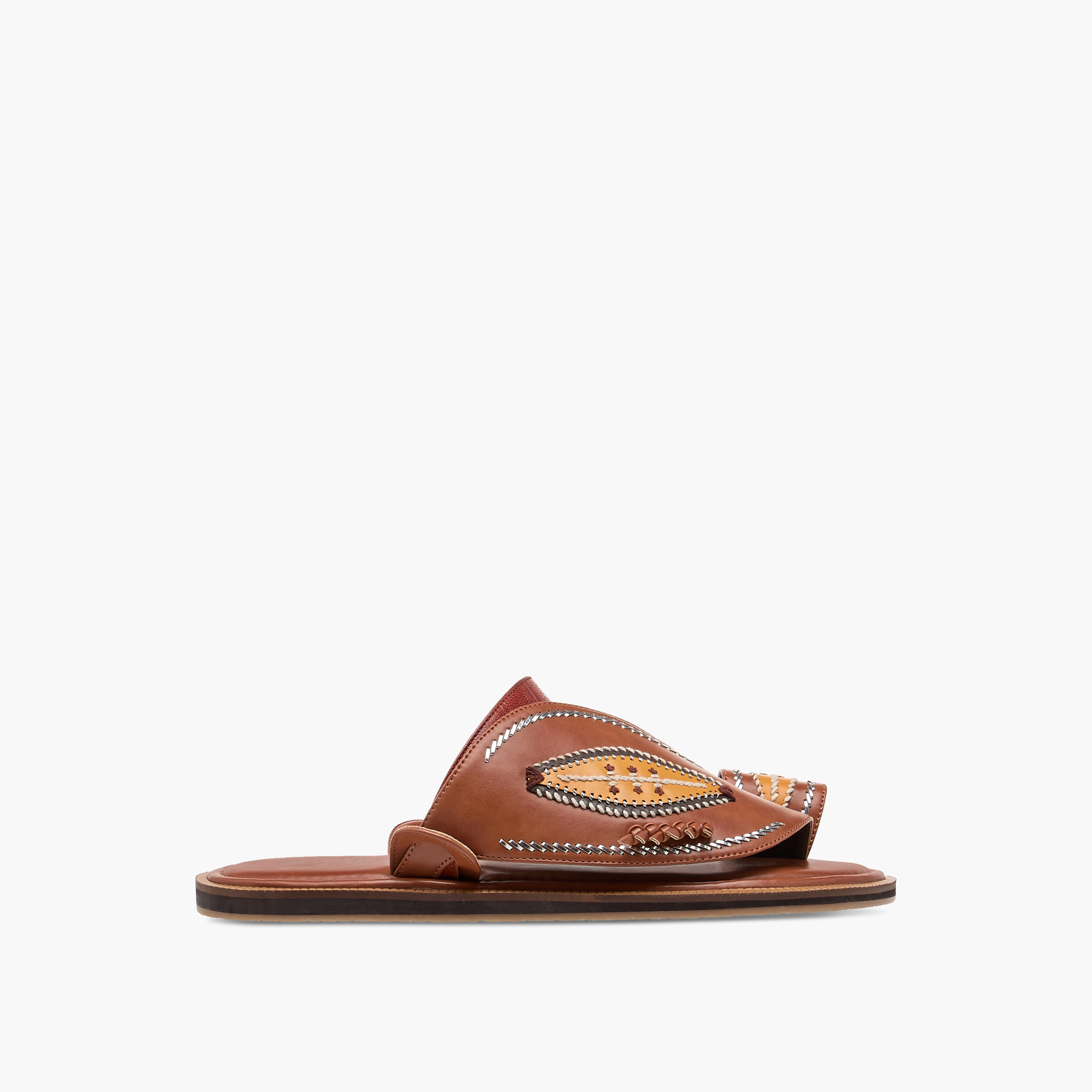 صندل عربي مطرّز سهل الارتداء بحلقة إصبع من الواحة-men-shoes-sandals-image-2