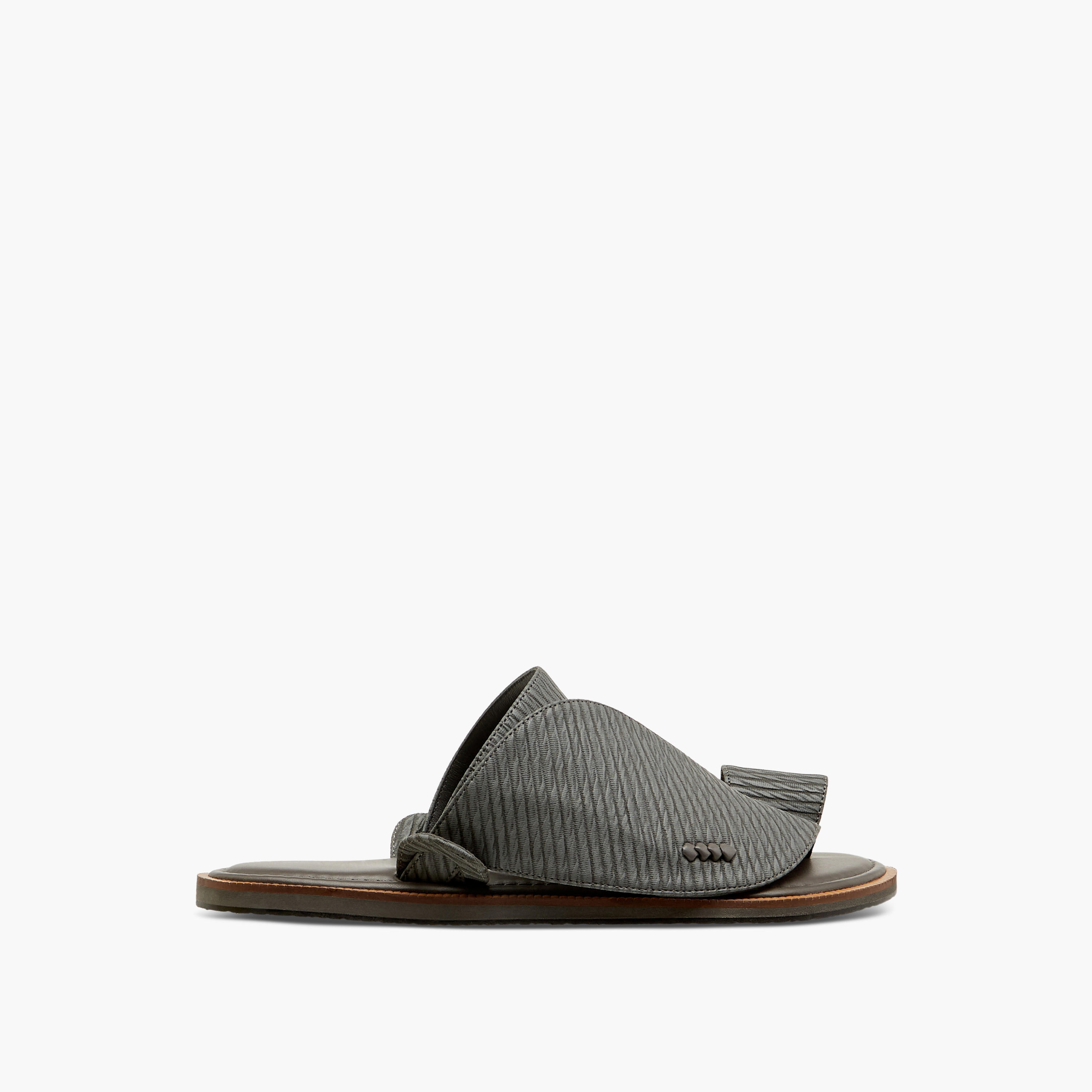 Al Waha Textured Slip-On Arabic Sandals with Toe Loop-men-shoes-sandals-image-2