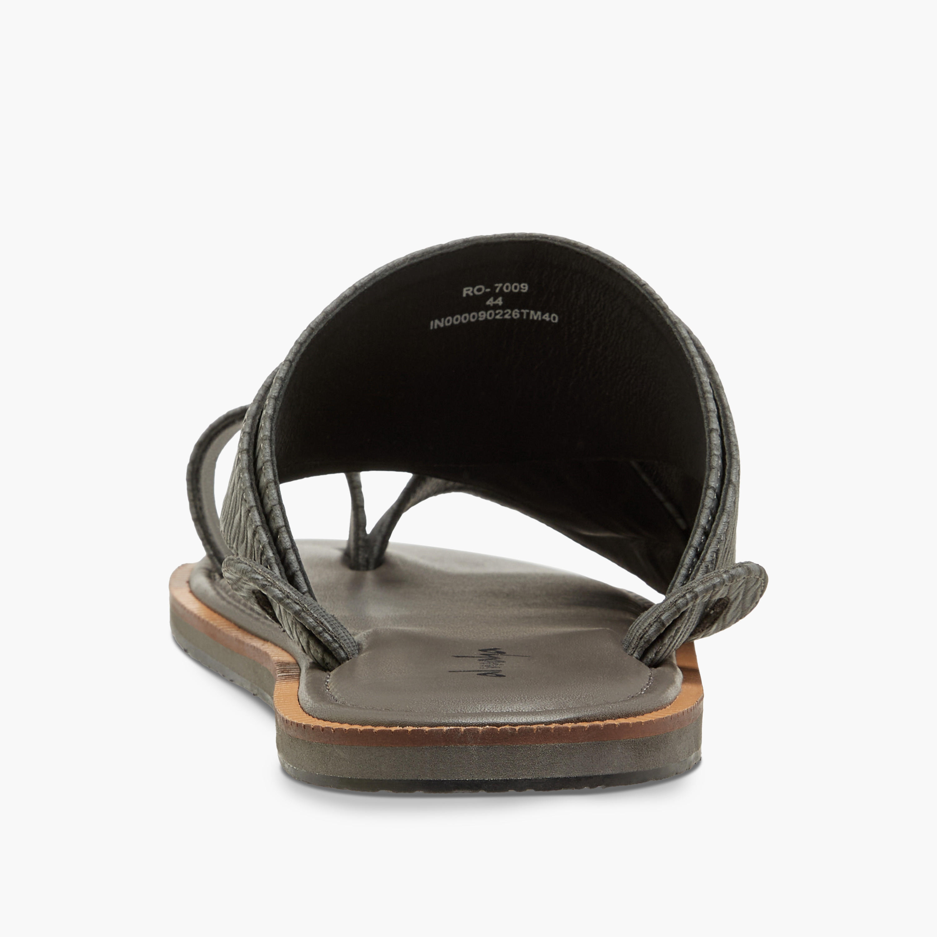 Al Waha Textured Slip-On Arabic Sandals with Toe Loop-men-shoes-sandals-image-4
