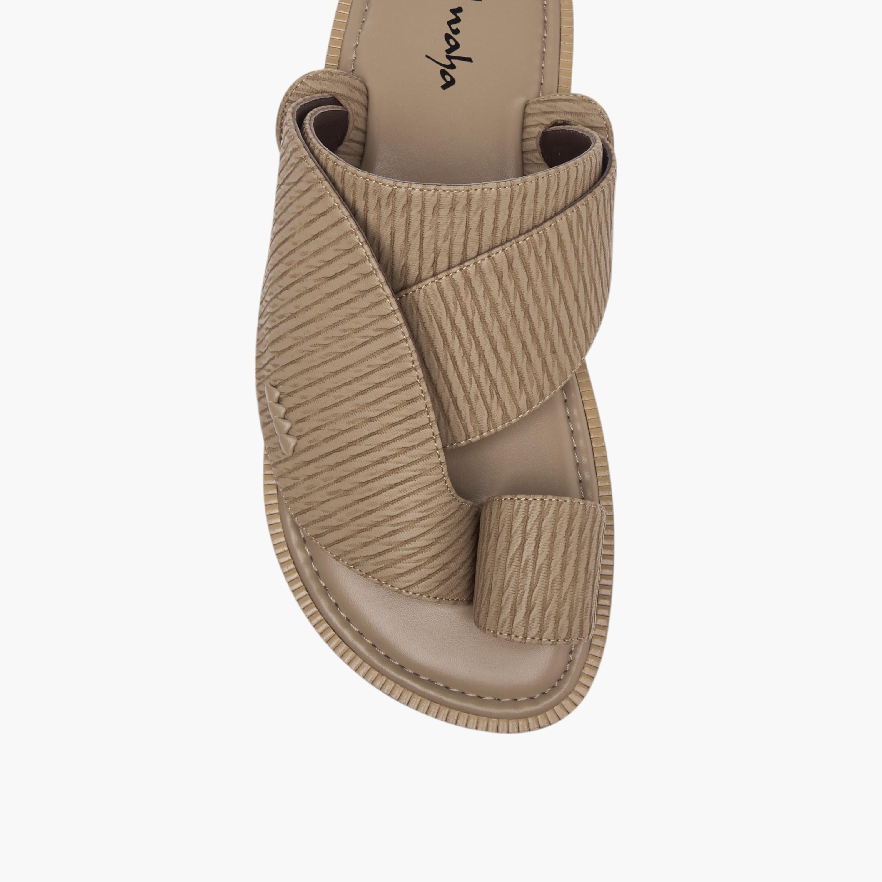 Al Waha Textured Slip-On Arabic Sandals with Toe Loop-men-shoes-sandals-image-3