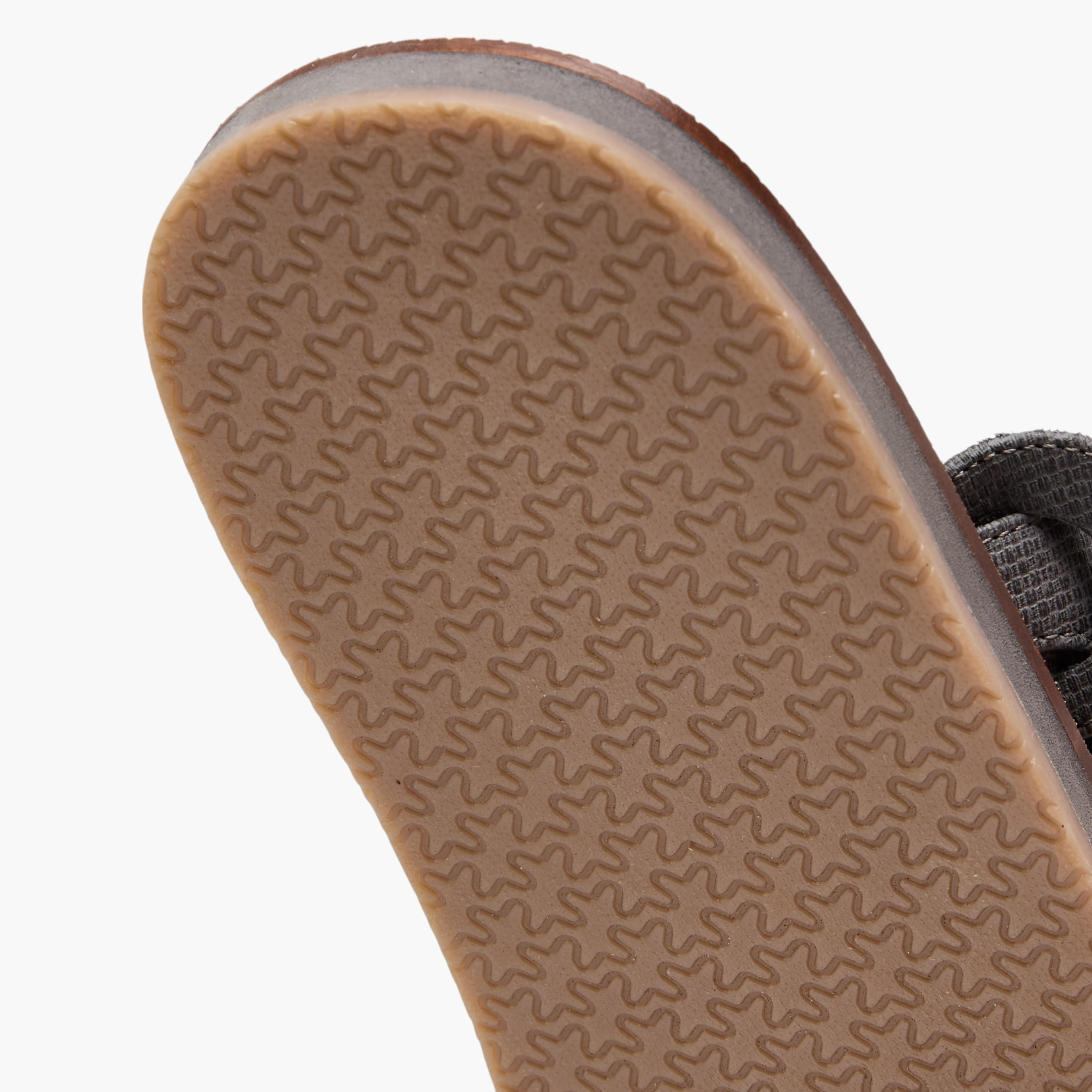 Al Waha Embroidered Slip-On Arabic Sandals with Toe Loop-men-shoes-sandals-image-6