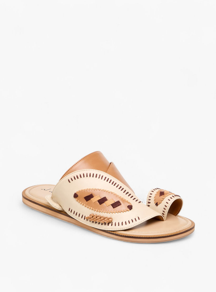 Al Waha Embroidered Slip-On Arabic Sandals with Toe Loop-men-shoes-sandals-image-2