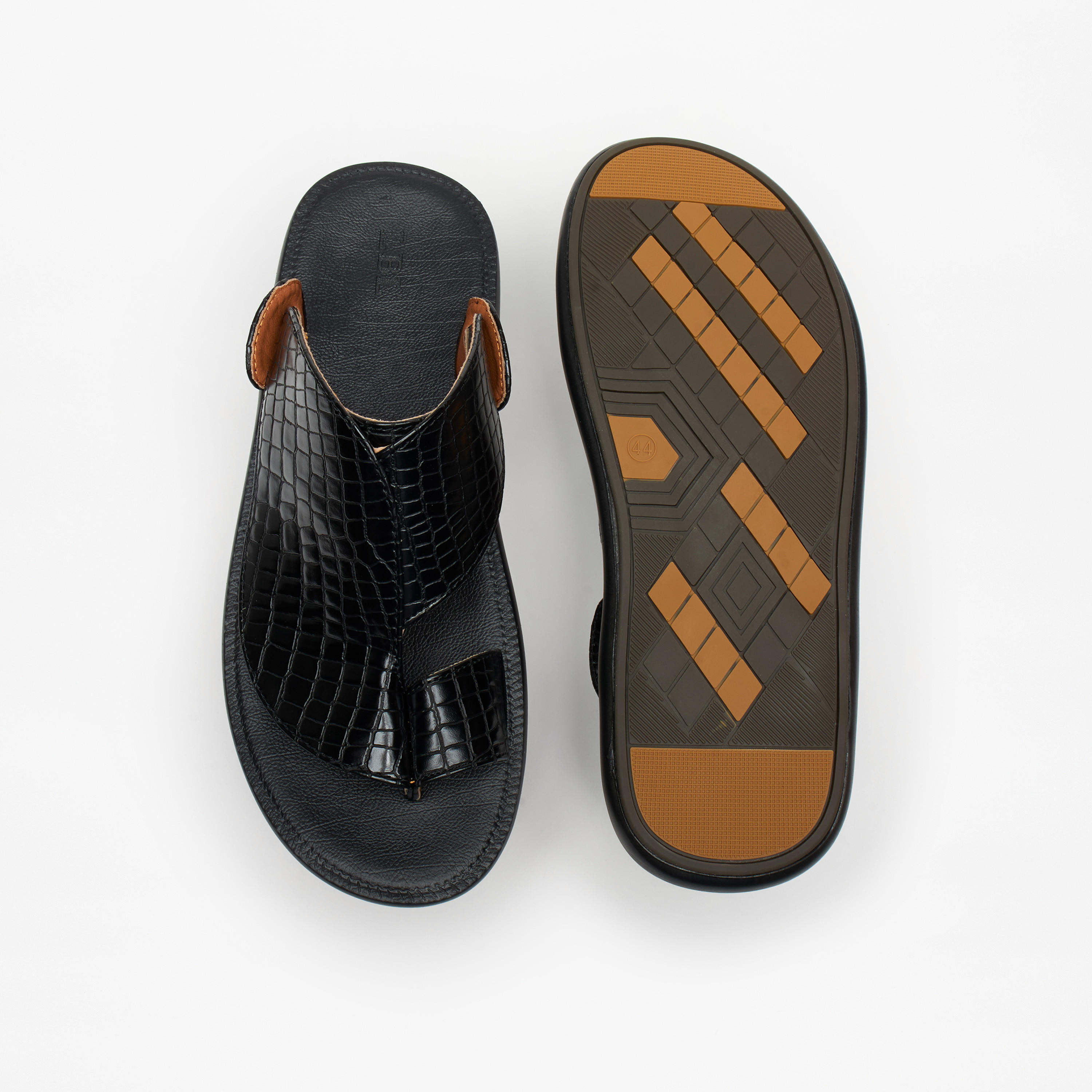 LBL by Shoexpress Men's Textured Slip-On Arabic Sandals-cpmen-footwear-sandals-image-4