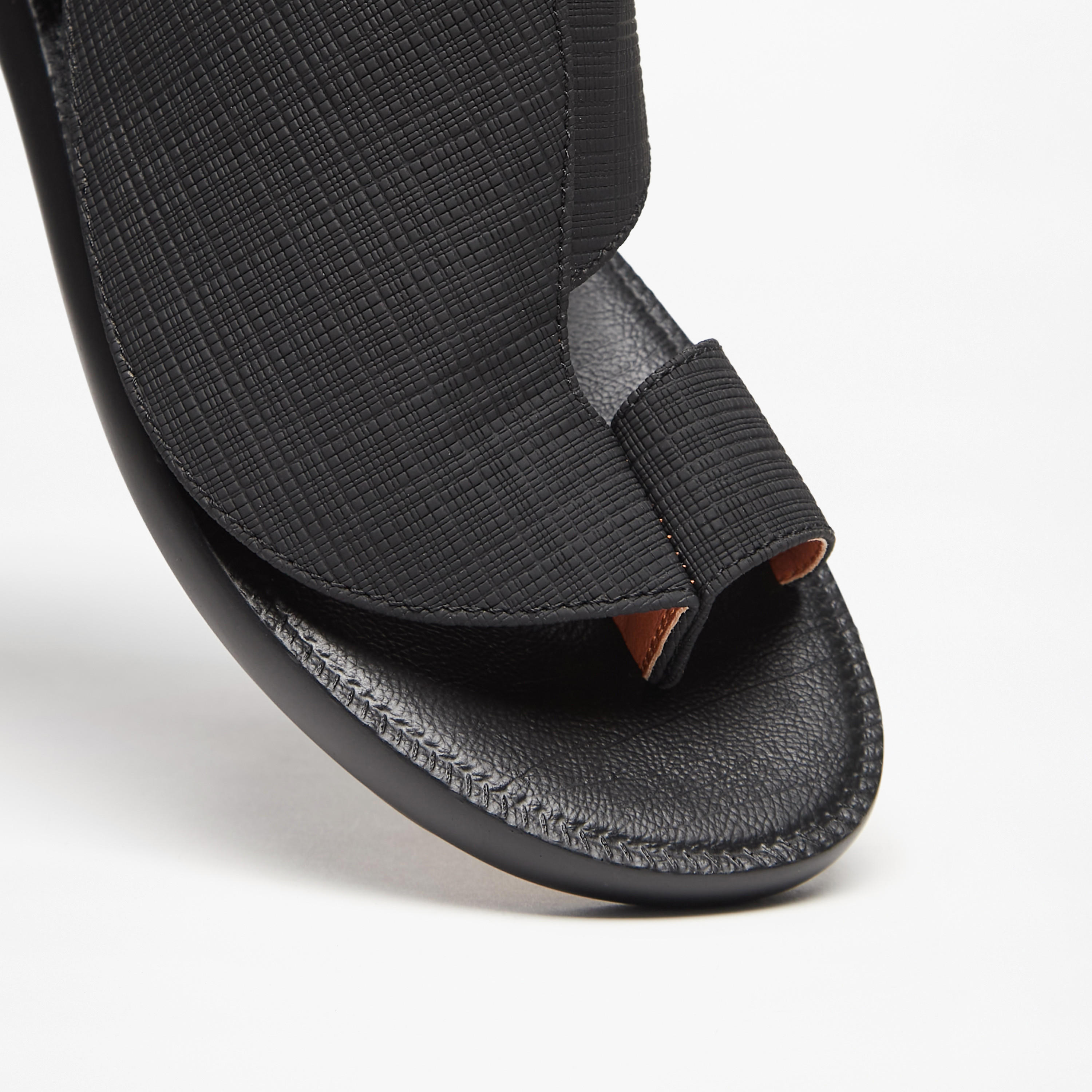 صندل عربي سهل الارتداء بارز الملمس للرجال من إل بي إل من شوإكسبريس-cpmen-footwear-sandals-image-5