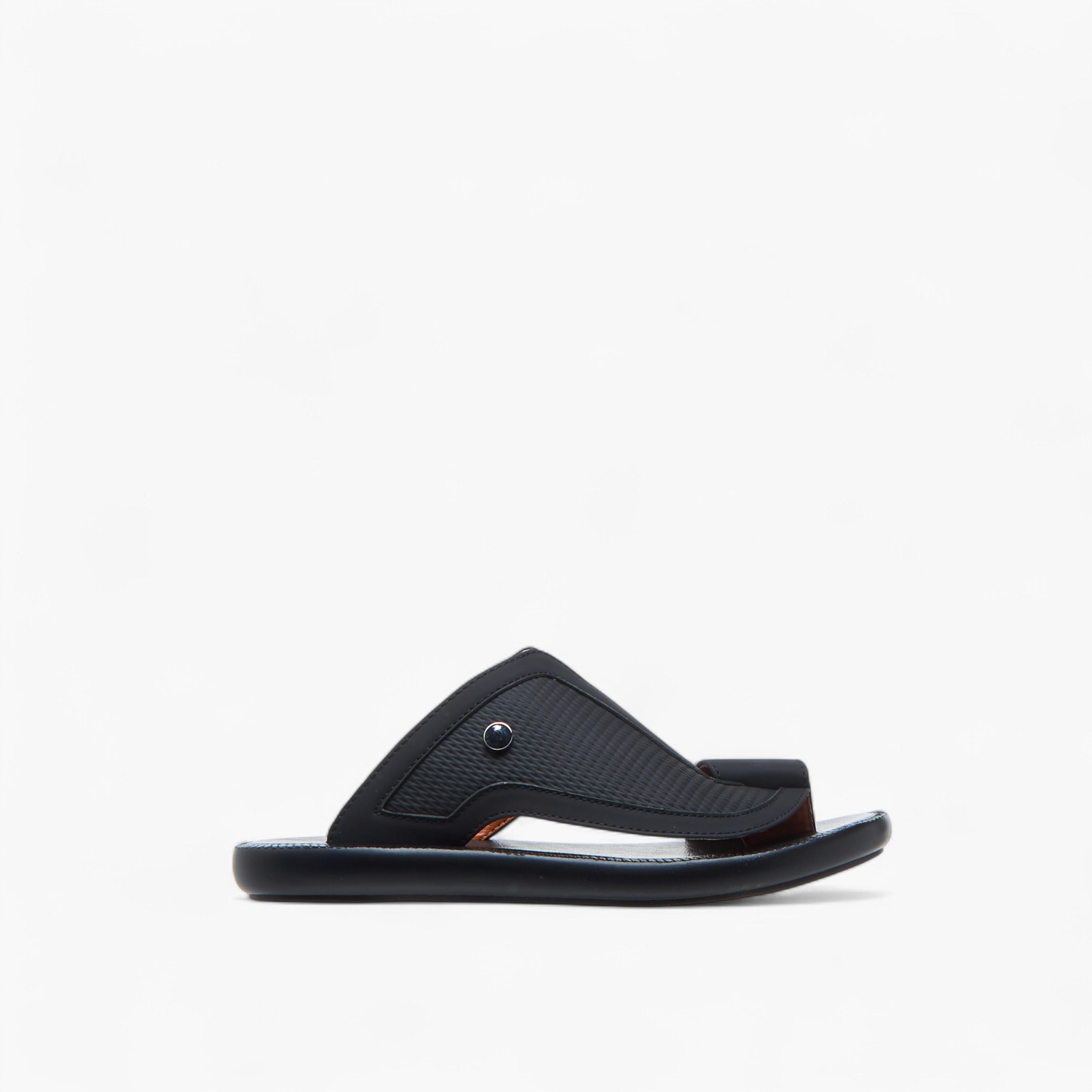 Al Waha Textured Slip-On Arabic Sandals with Toe Loop Detail-men-shoes-sandals-image-2