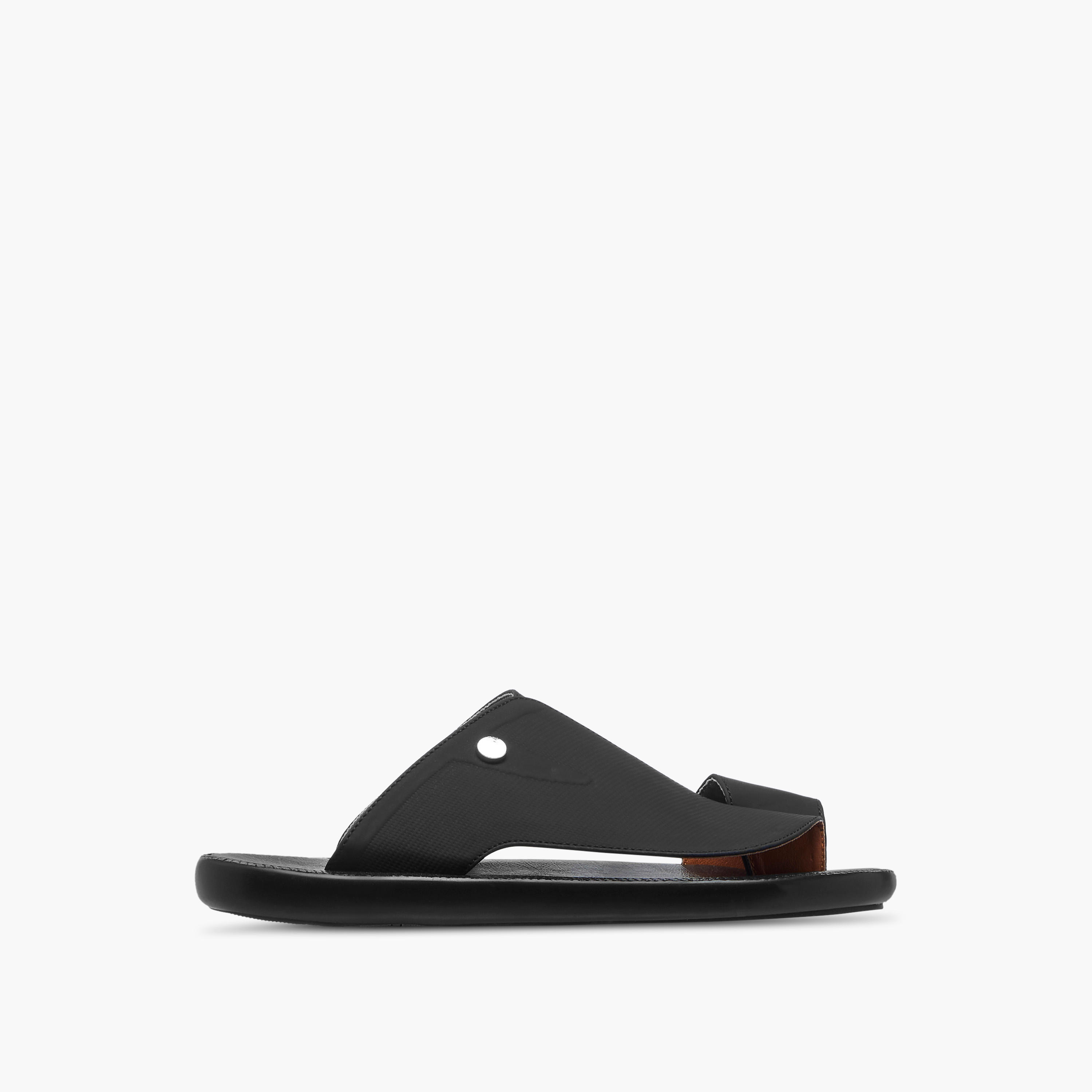 Al Waha Textured Slip-On Arabic Sandals with Toe Loop Detail-men-shoes-sandals-image-2