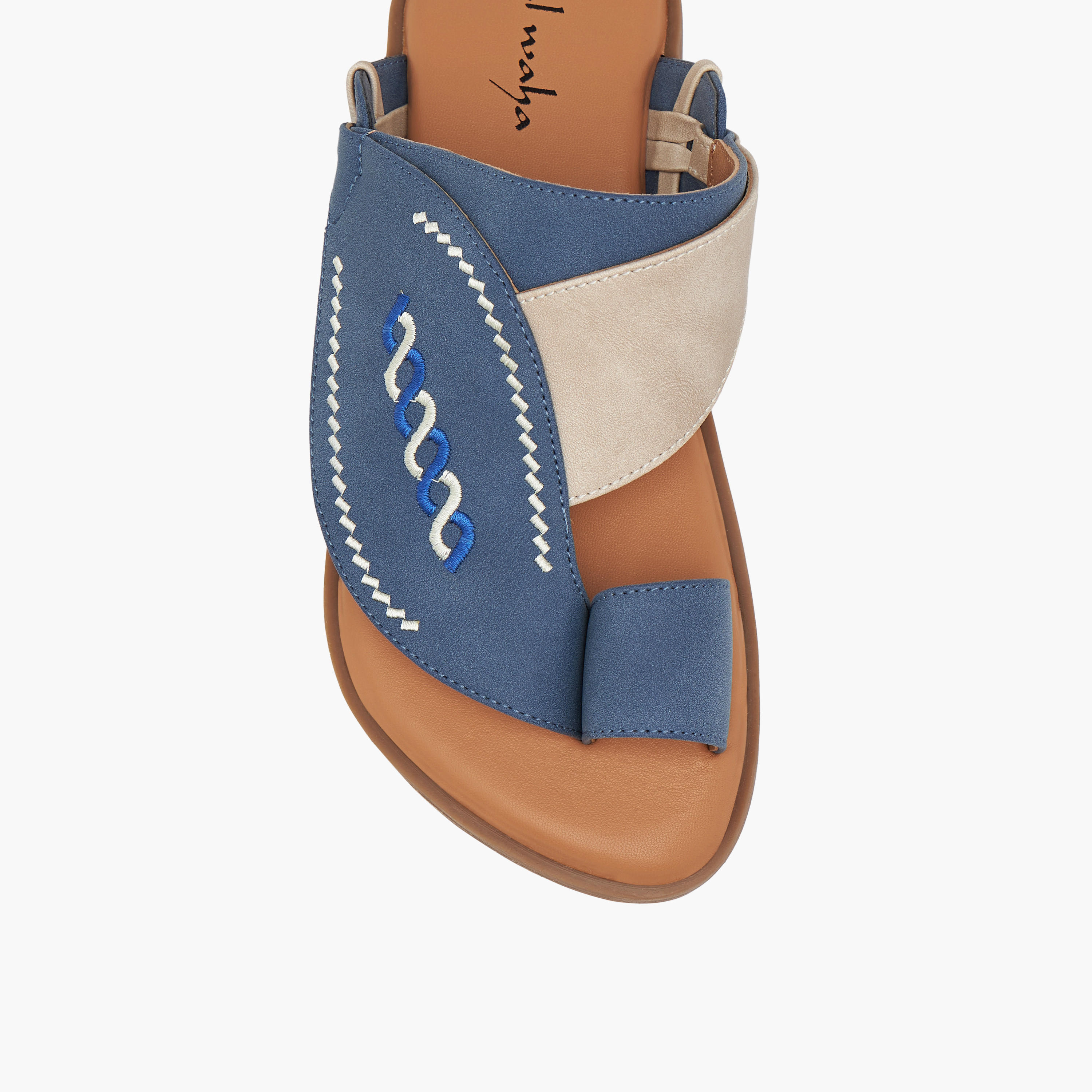 صندل عربي مطرّز سهل الارتداء بحلقة إصبع من الواحة-boys-shoes-sandals-image-3