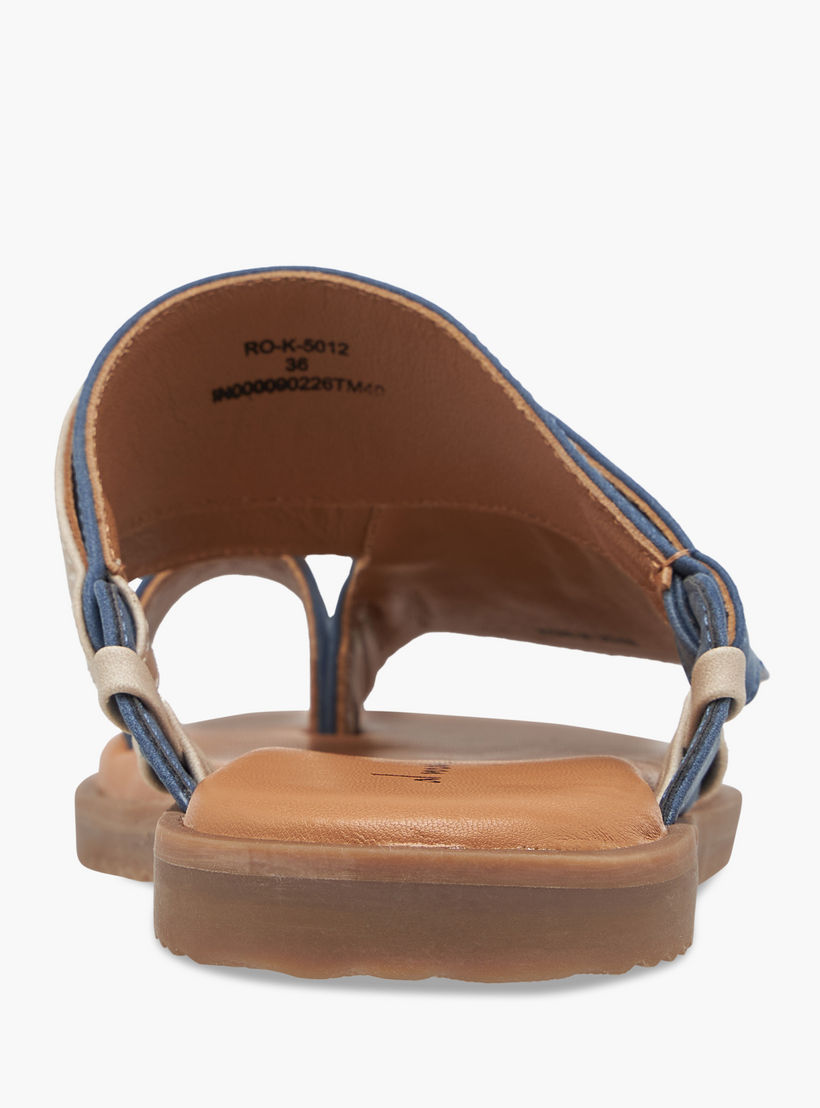 صندل عربي مطرّز سهل الارتداء بحلقة إصبع من الواحة-boys-shoes-sandals-image-4