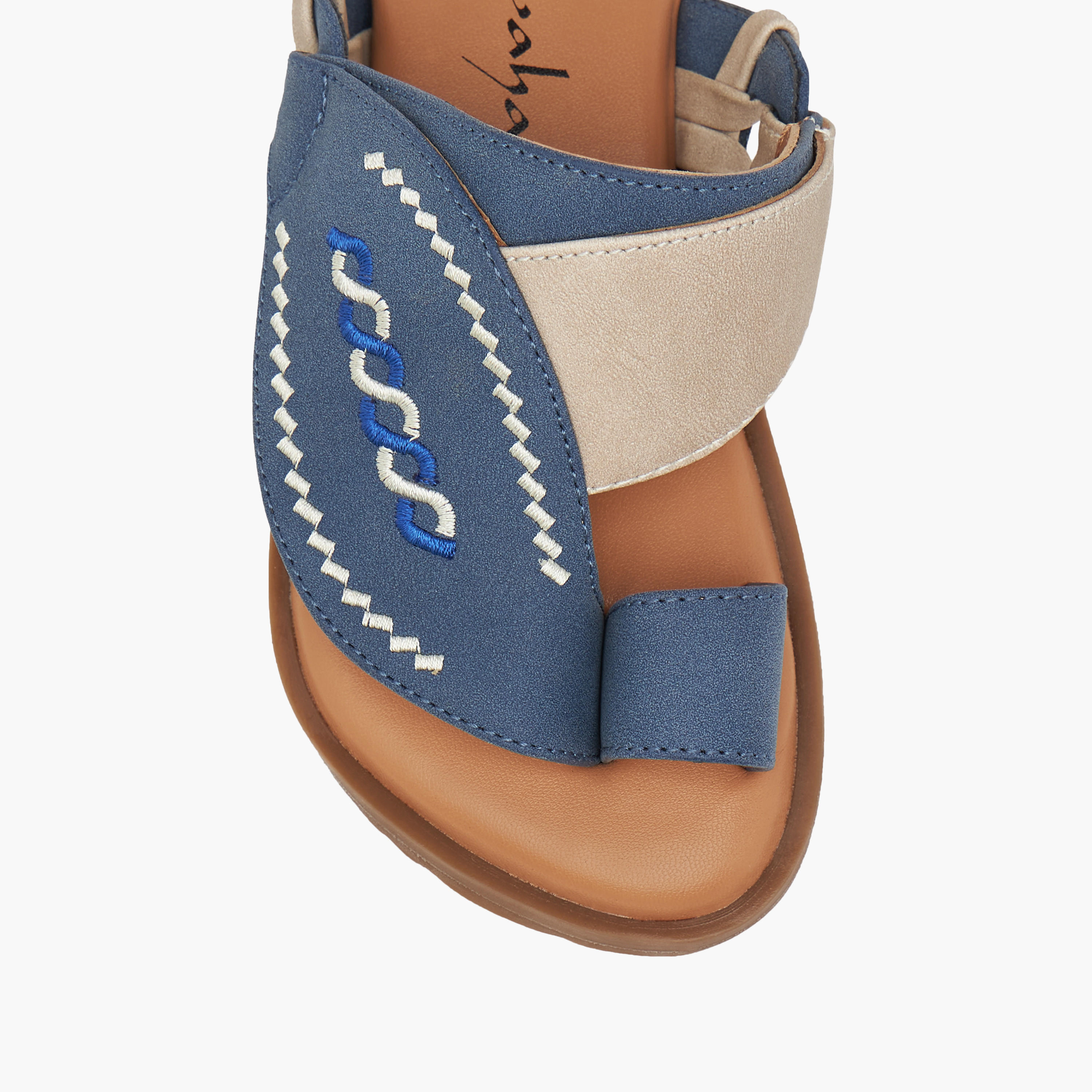 Al Waha Embroidered Slip-On Arabic Sandals with Toe Loop-boys-shoes-sandals-image-3