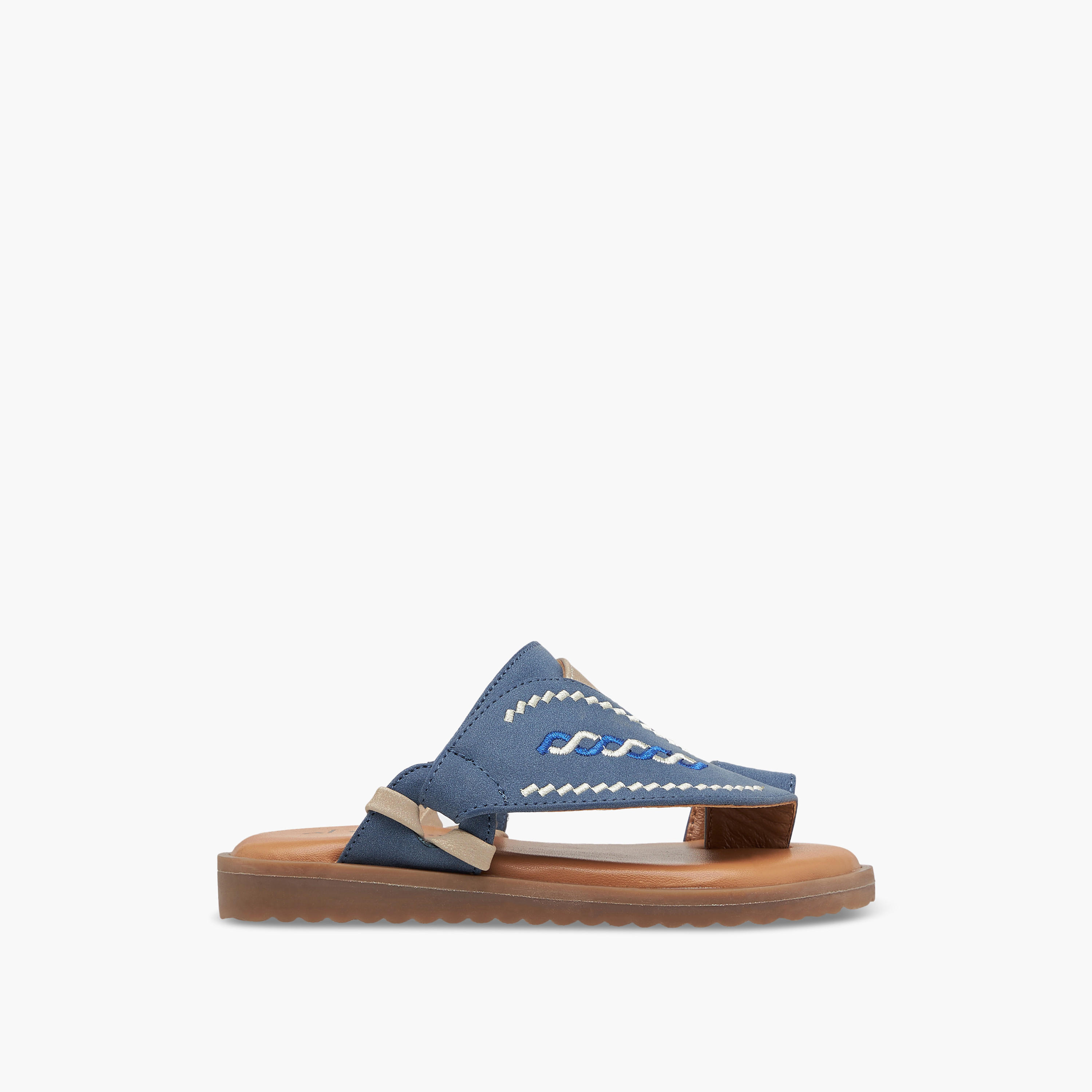 Al Waha Embroidered Slip-On Arabic Sandals with Toe Loop-boys-shoes-sandals-image-2