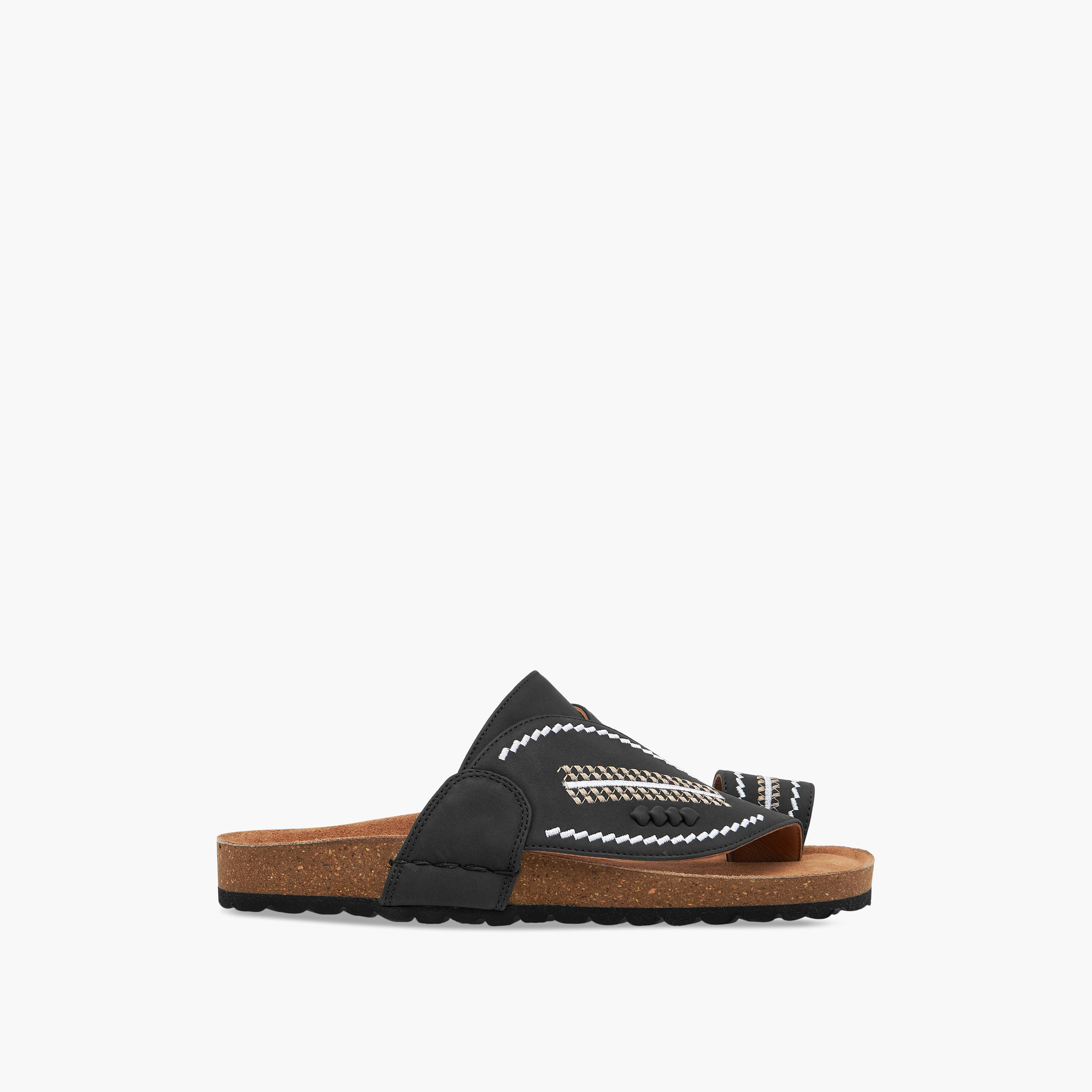 صندل عربي مطرّز سهل الارتداء بإصبع من الواحة-boys-shoes-sandals-image-2