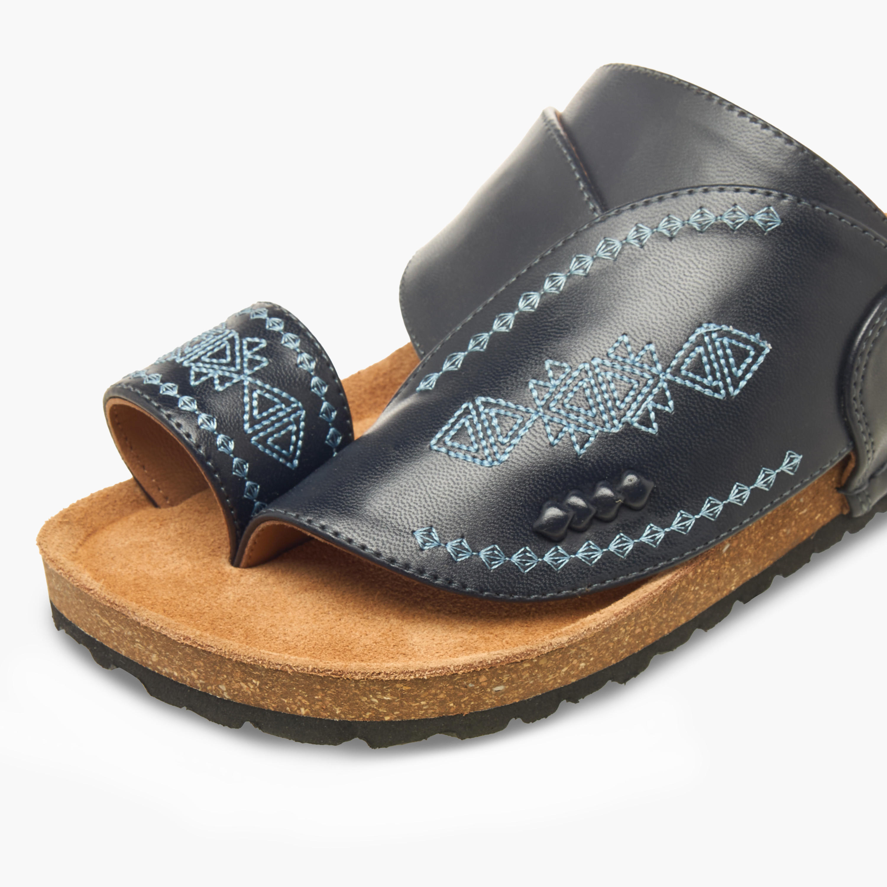 صندل عربي جلد مطرز للأولاد من الواحة-boys-shoes-sandals-image-4