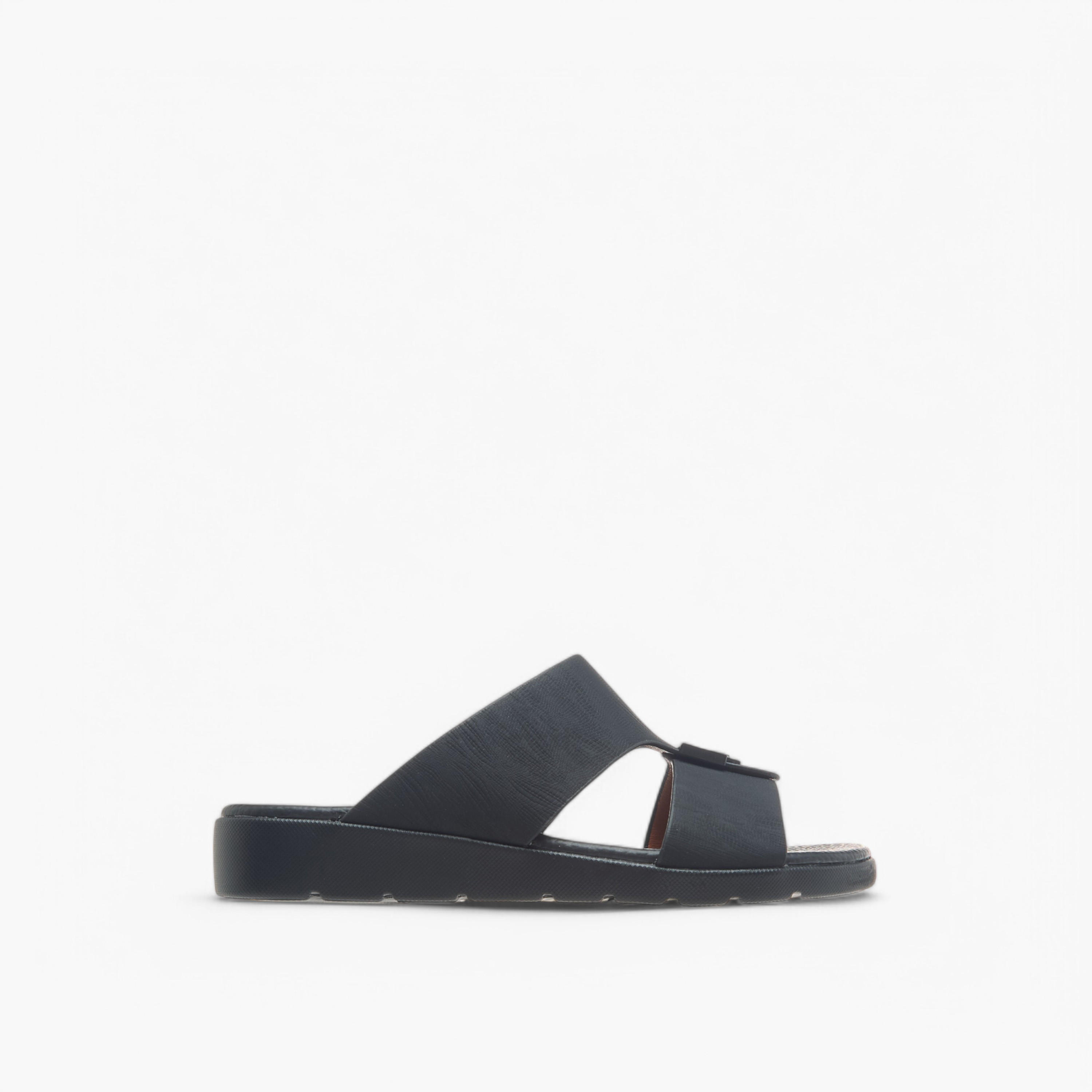 صندل عربي سهل الارتداء بزينة معدنية إل بي إل من شو إكسبريس-boys-shoes-sandals-image-10